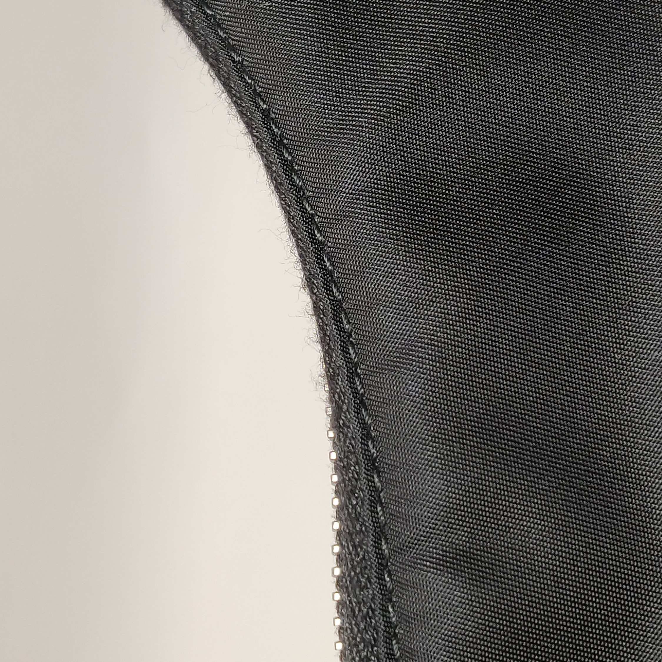Prada Re-Edition 2005 Shoulder Bag Tessuto Small — photo 13 of 15