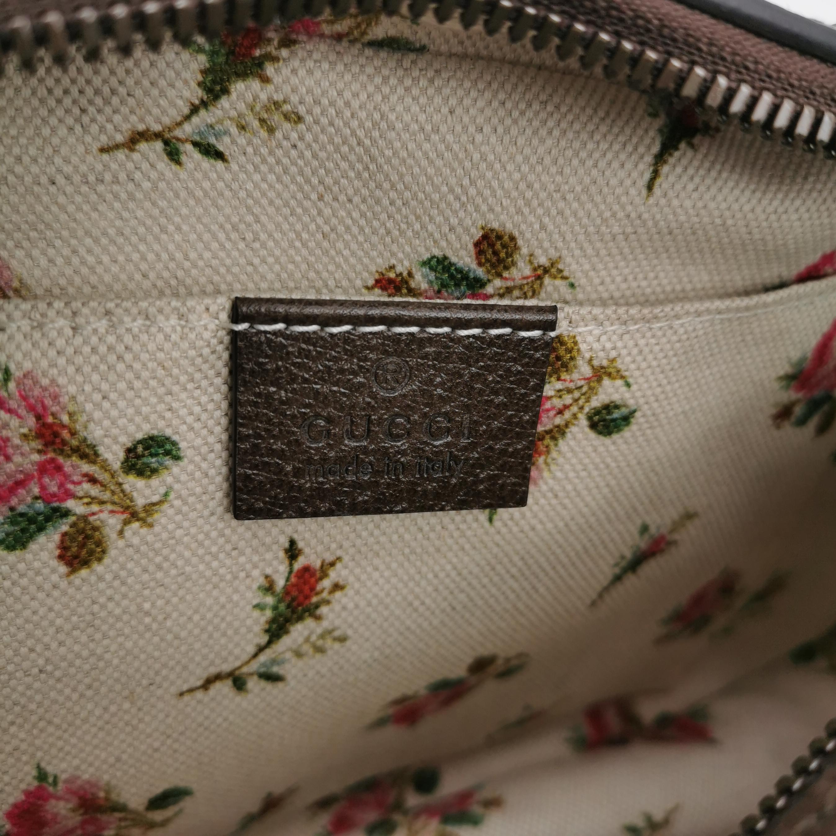  Gucci Neo Vintage Camera Messenger Bag GG Coated Canvas