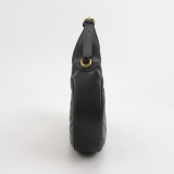 Gucci GG Marmont Half Moon Hobo Matelasse Leather Small — thumbnail 3