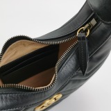 Gucci GG Marmont Half Moon Hobo Matelasse Leather Small — thumbnail 8