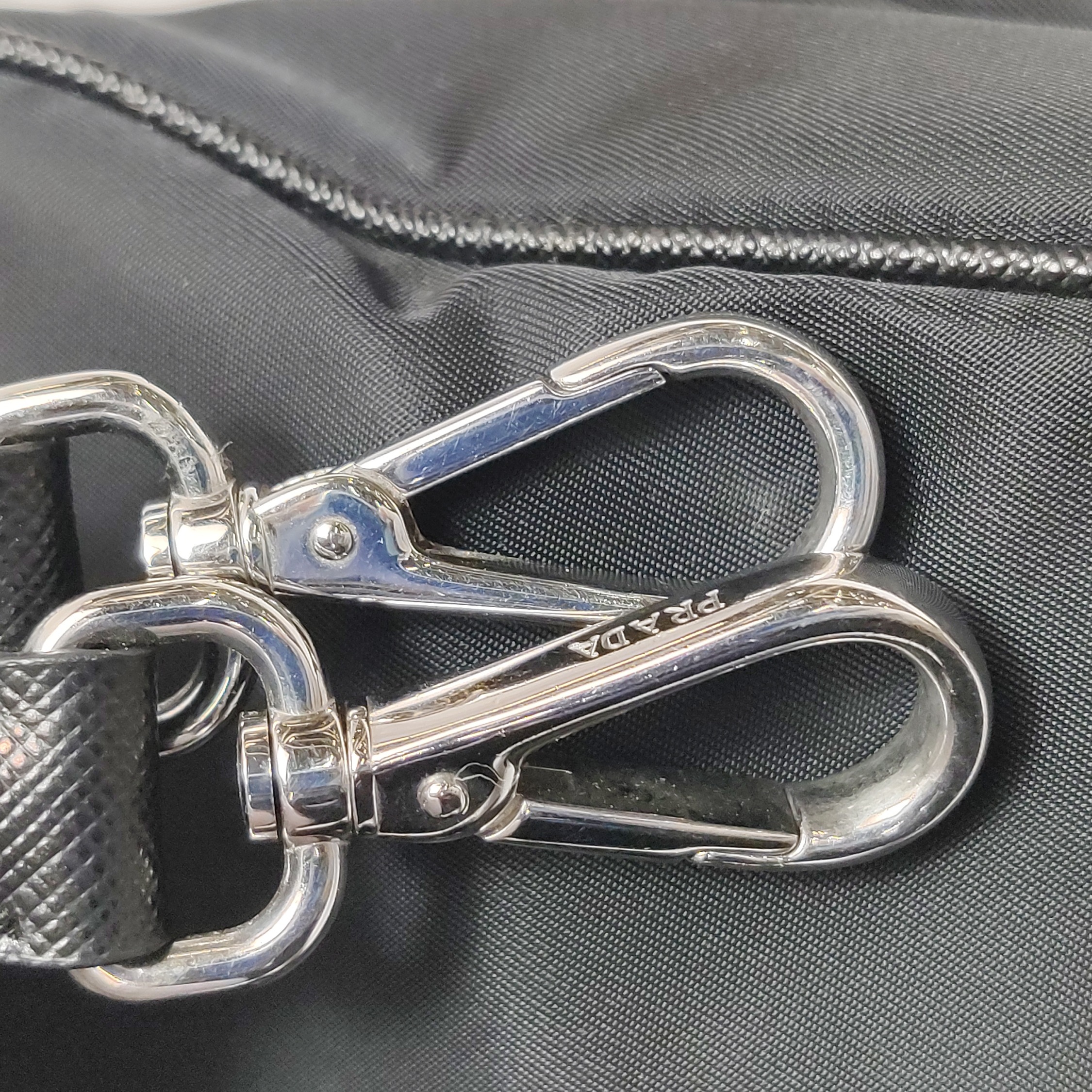 Prada Re-Edition 2005 Shoulder Bag Tessuto Small — photo 11 of 15