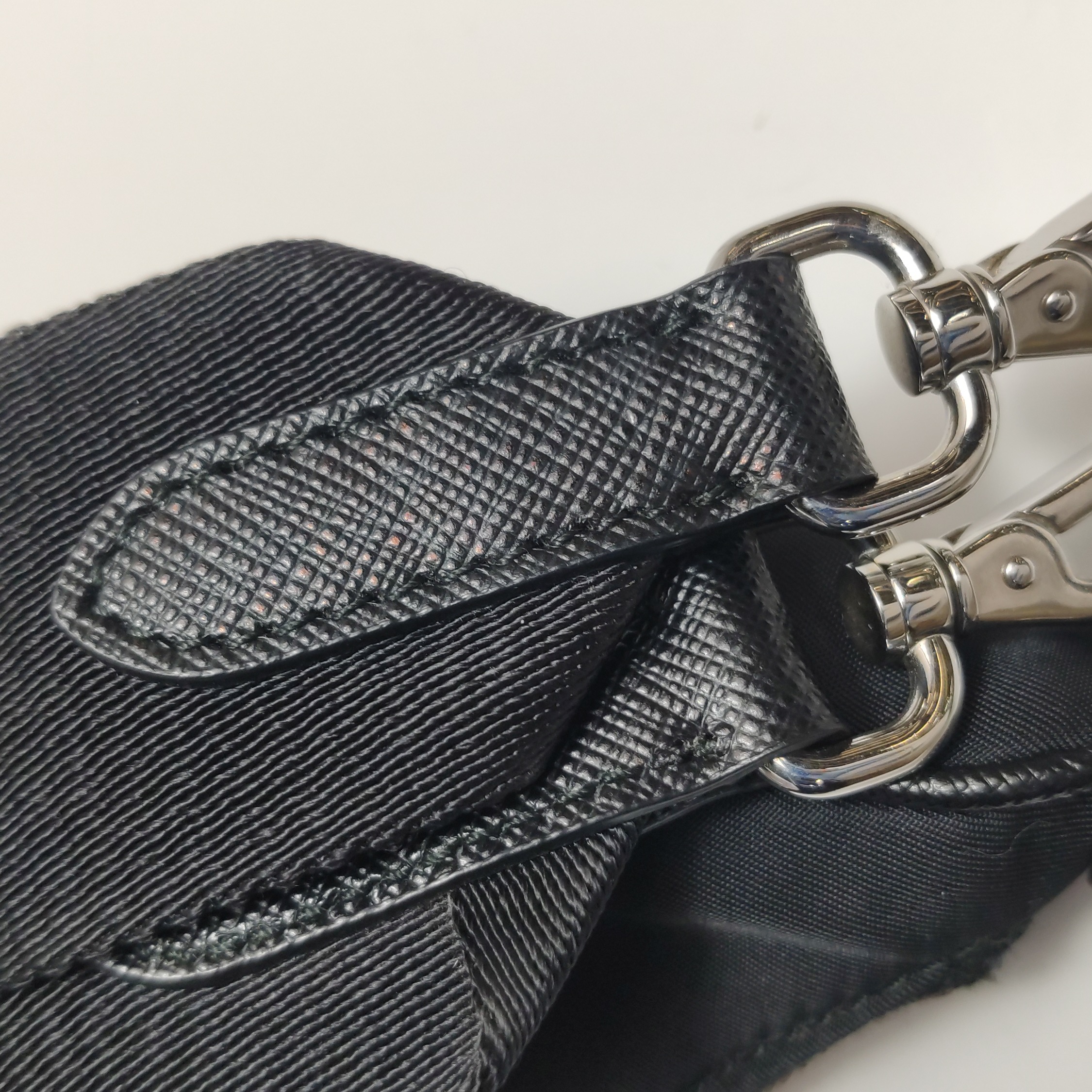 Prada Re-Edition 2005 Shoulder Bag Tessuto Small — photo 12 of 15