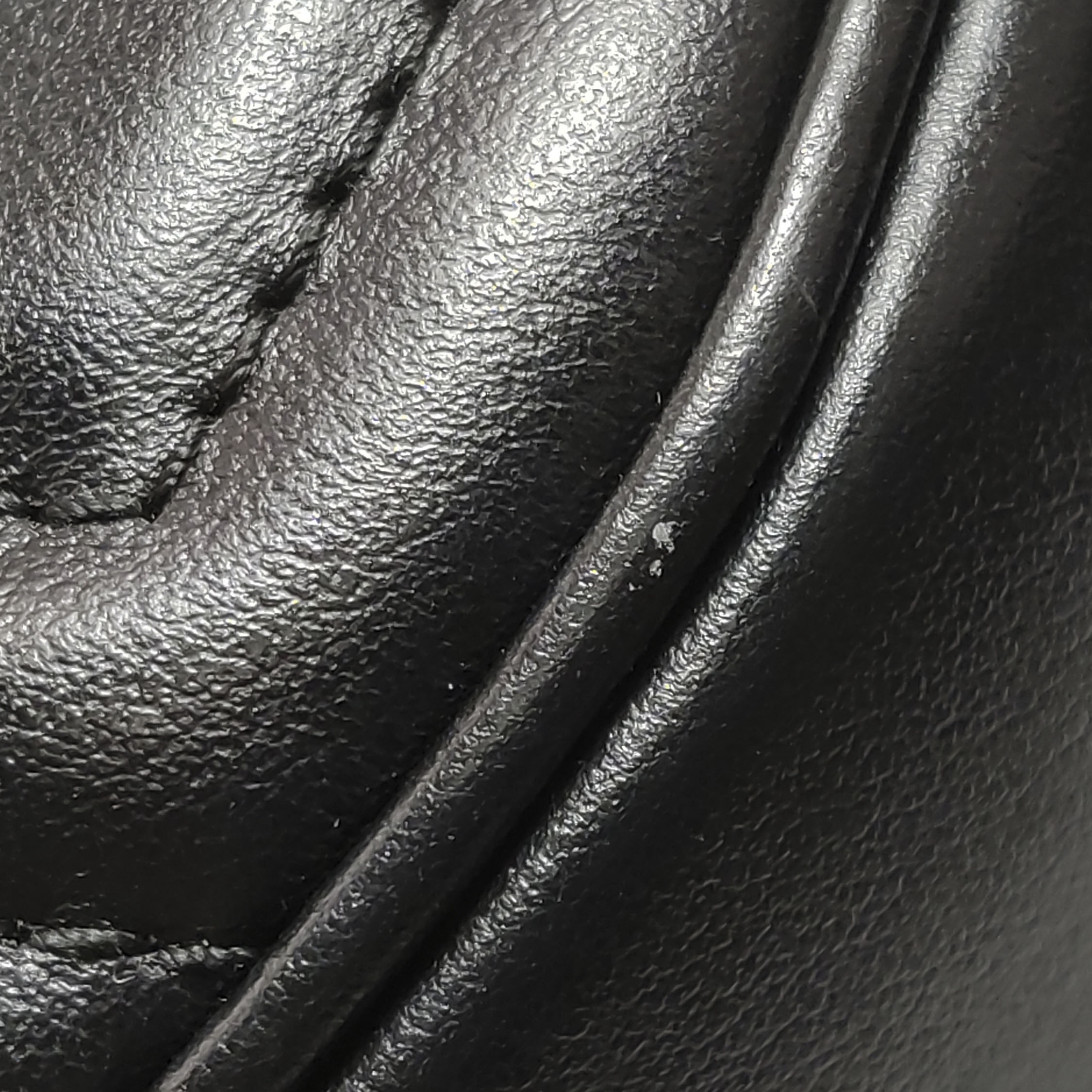 Gucci GG Marmont Half Moon Hobo Matelasse Leather Small — photo 17 of 21