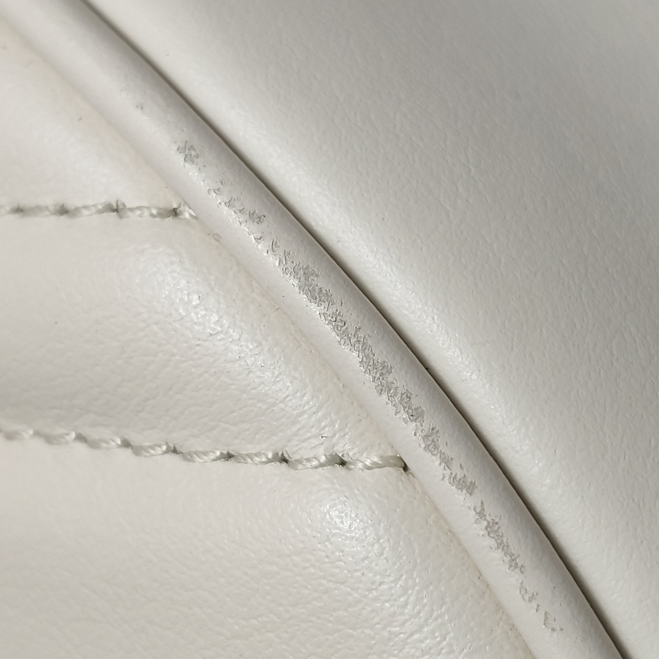 Gucci GG Marmont Half Moon Hobo Matelasse Leather Small — photo 21 of 21
