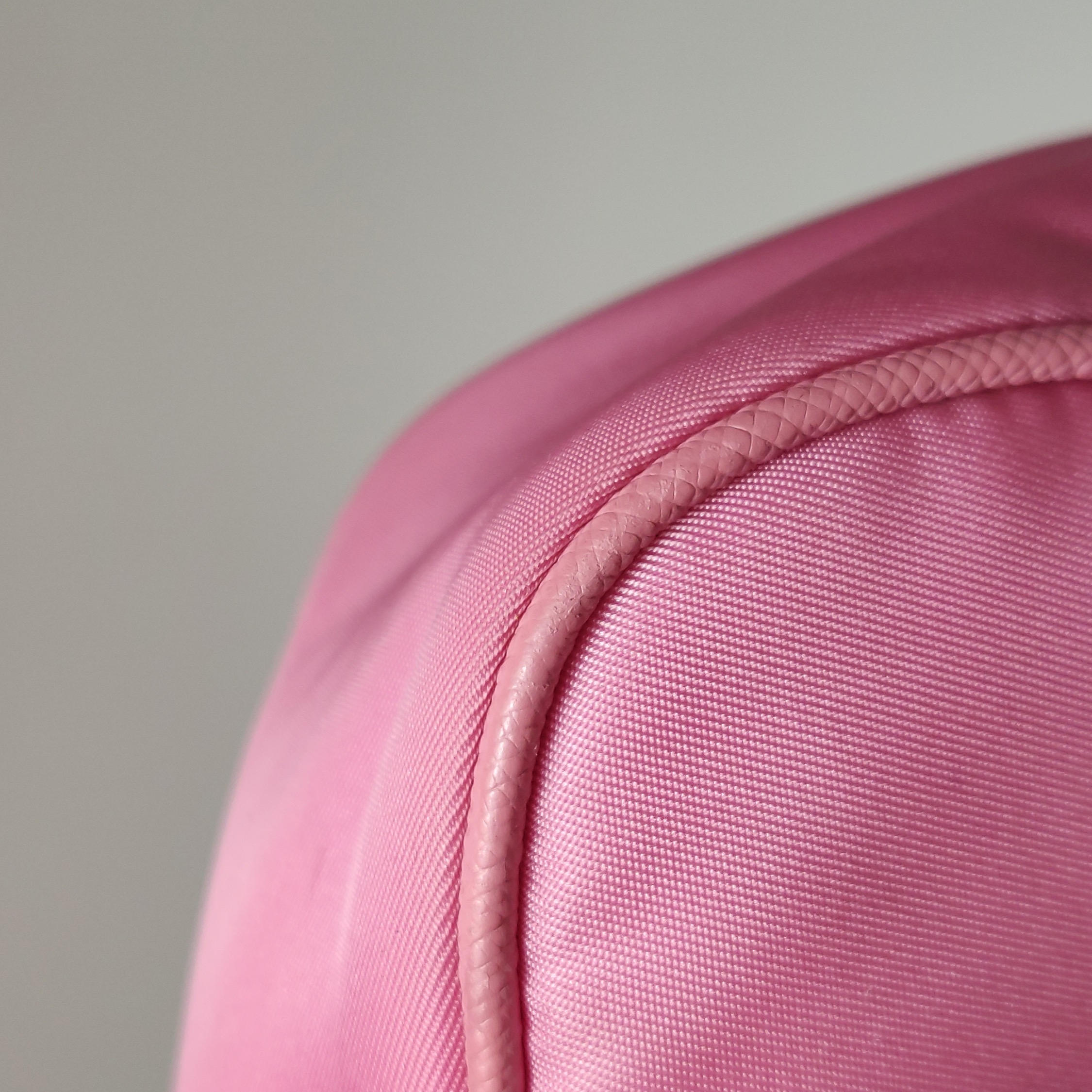 Prada Re-Edition 2005 Shoulder Bag Tessuto Small — photo 14 of 15