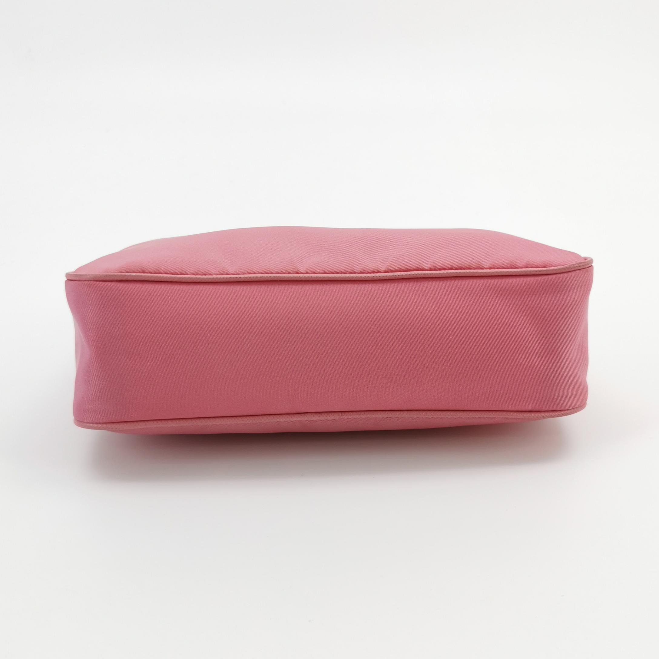 Prada Re-Edition 2005 Shoulder Bag Tessuto Small — photo 6 of 15