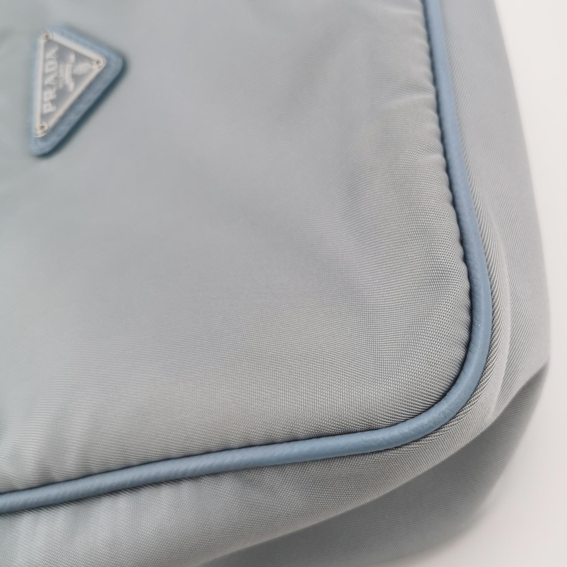 Prada Re-Edition 2005 Shoulder Bag Tessuto Small — photo 13 of 14