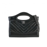 Chanel 31 Shopping Bag Clutch with Chain Quilted Lambskin Nano — thumbnail 1
