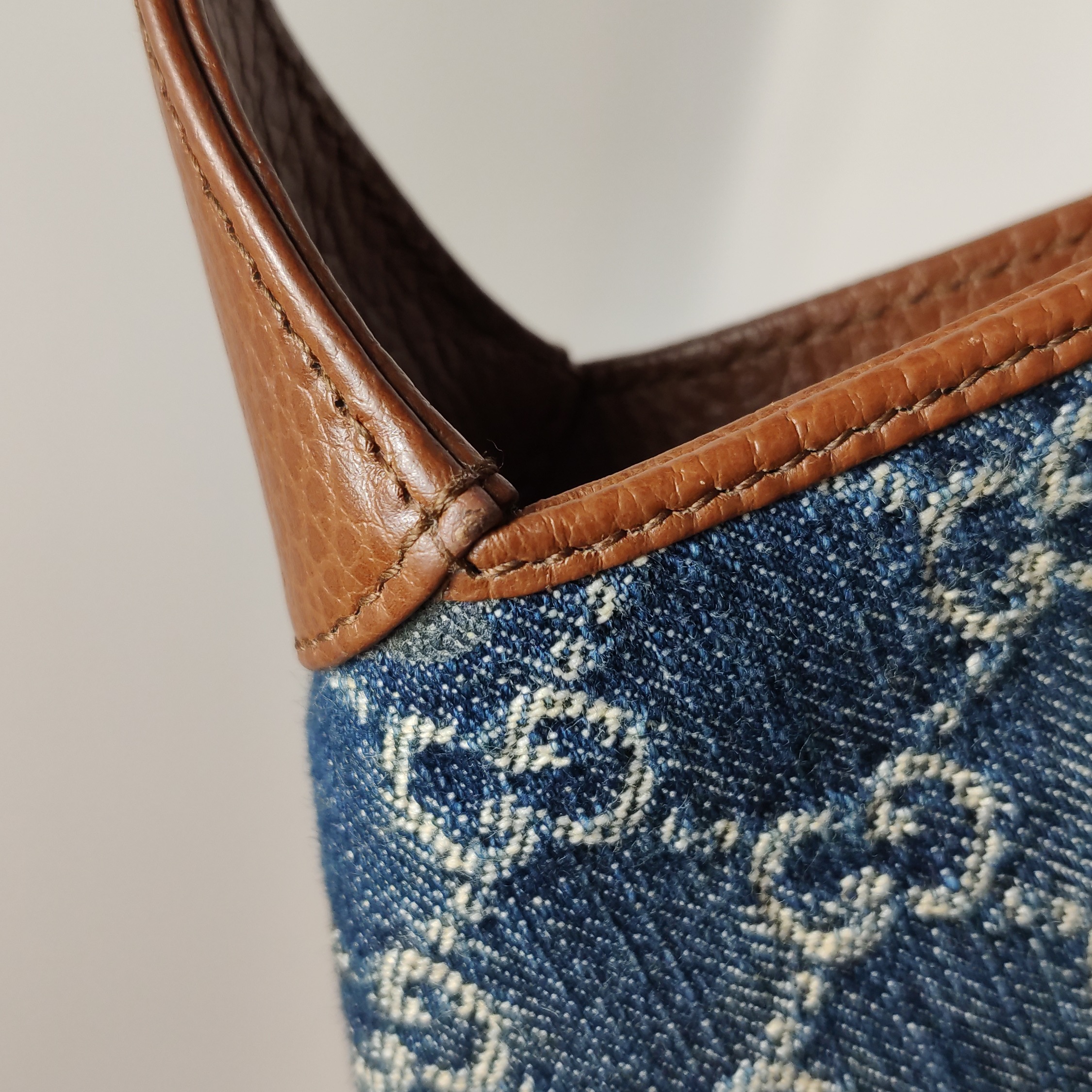 Gucci Jackie 1961 Hobo GG Coated Canvas Mini — photo 16 of 17