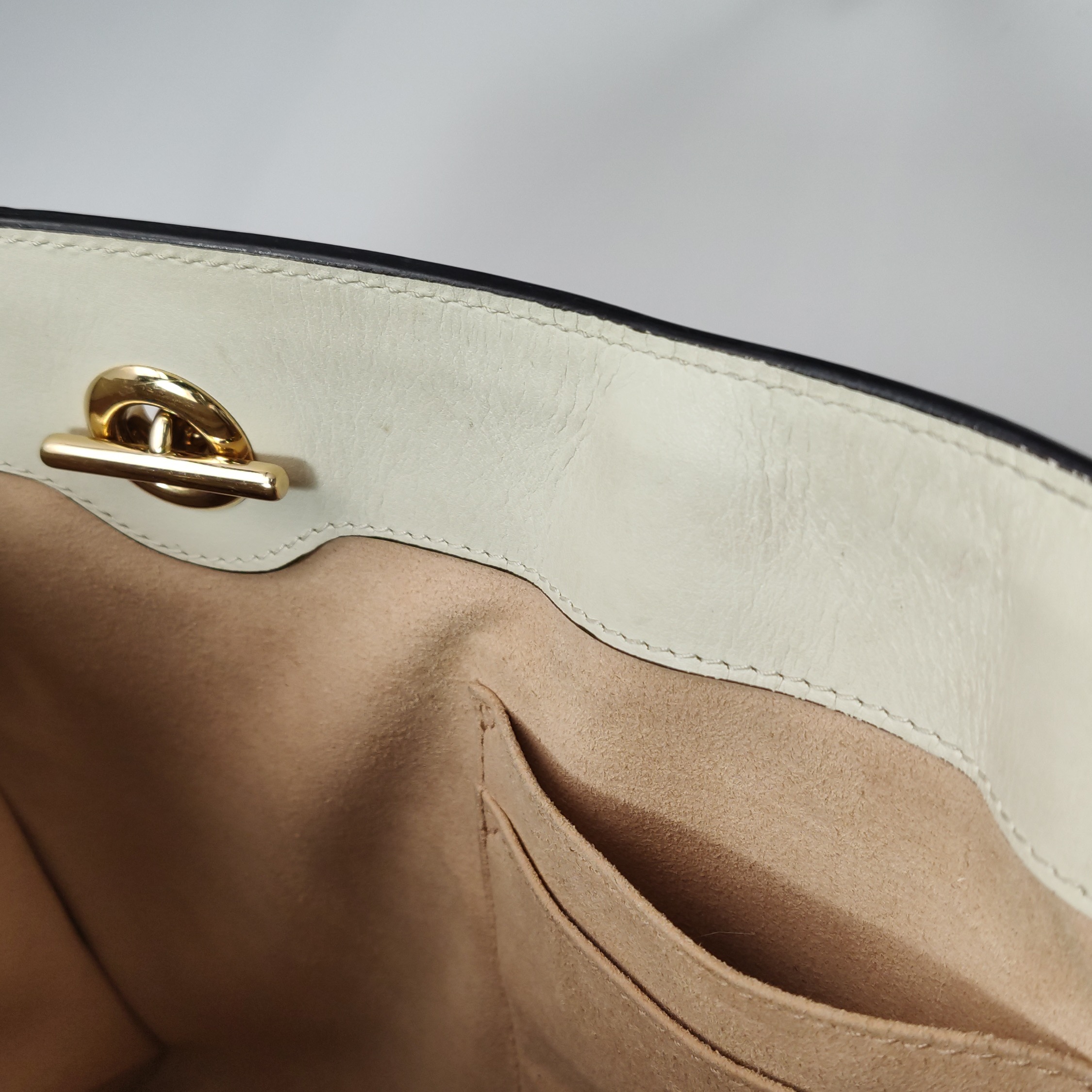 Gucci Padlock Chain Tote GG Coated Canvas with Leather Medium — photo 11 of 25