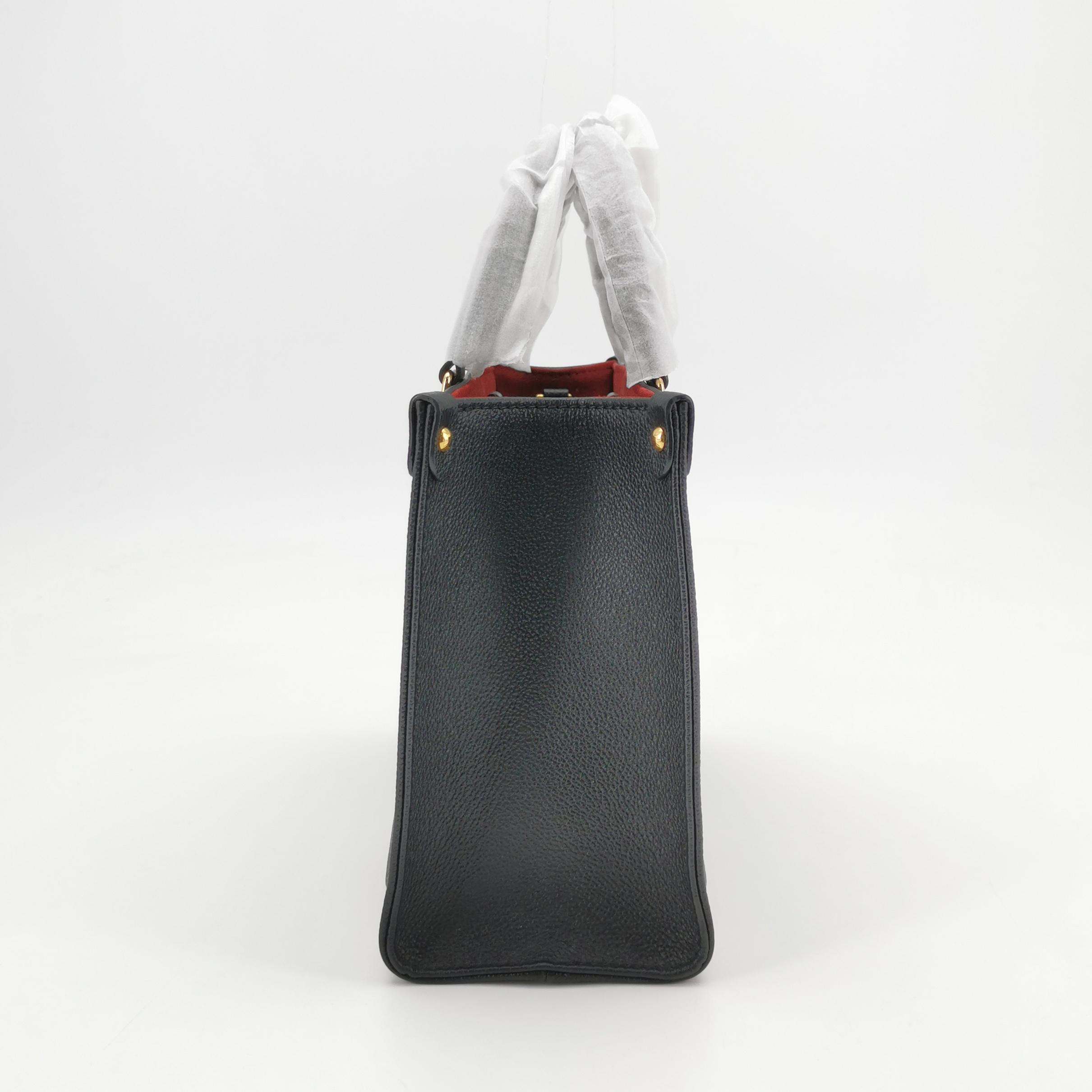 Louis Vuitton(LV) OnTheGo Tote Bicolor Monogram Empreinte Giant PM — photo 5 of 14