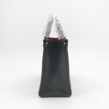 Louis Vuitton(LV) OnTheGo Tote Bicolor Monogram Empreinte Giant PM — thumbnail 4