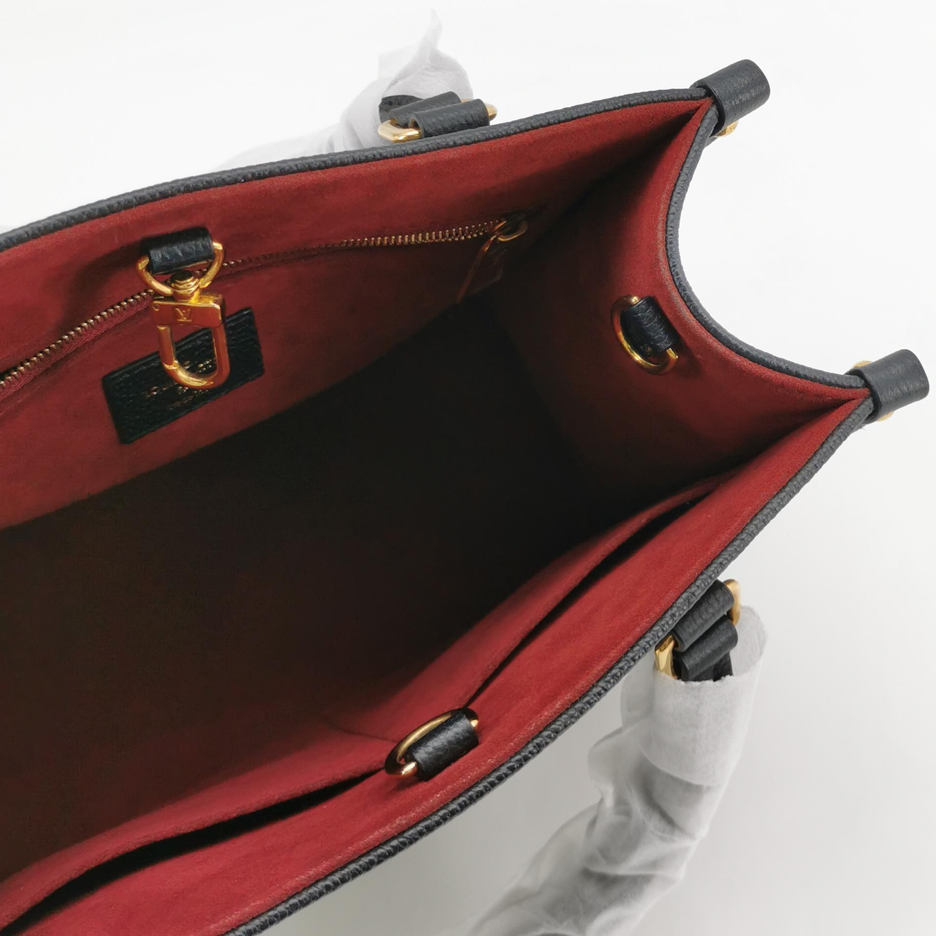 Louis Vuitton(LV) OnTheGo Tote Bicolor Monogram Empreinte Giant PM — photo 7 of 14