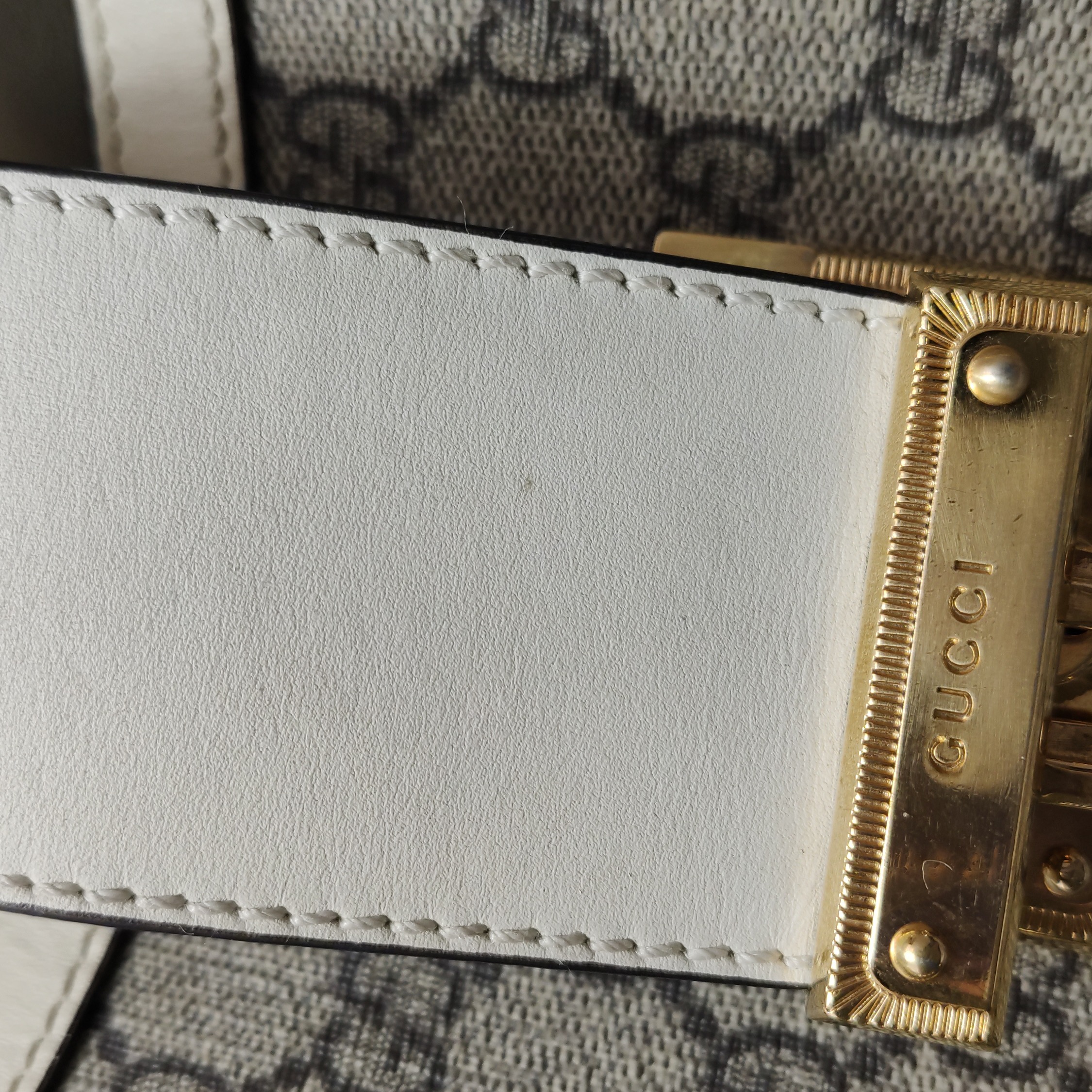 Gucci Padlock Chain Tote GG Coated Canvas with Leather Medium — photo 17 of 25