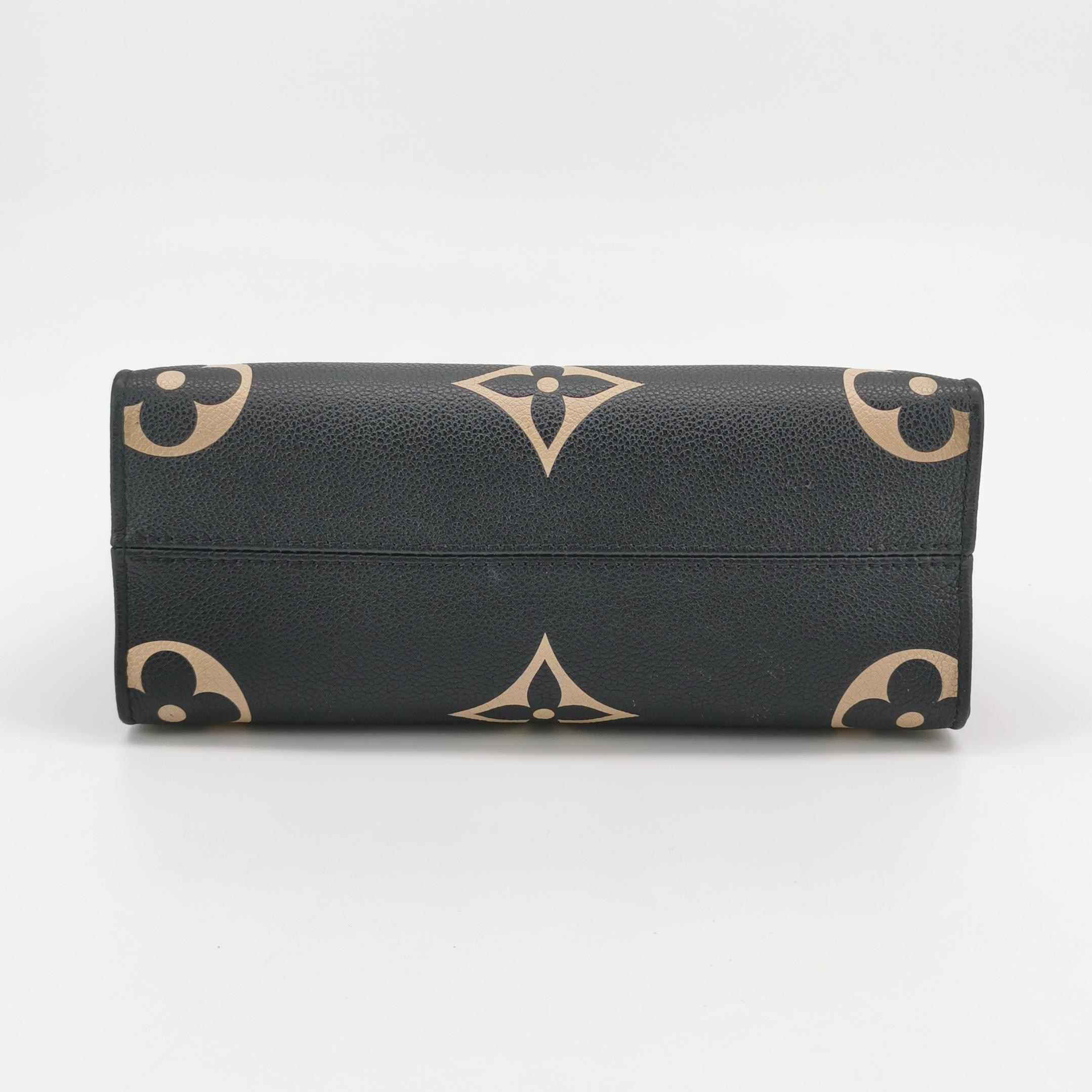 Louis Vuitton(LV) OnTheGo Tote Bicolor Monogram Empreinte Giant PM — photo 6 of 14