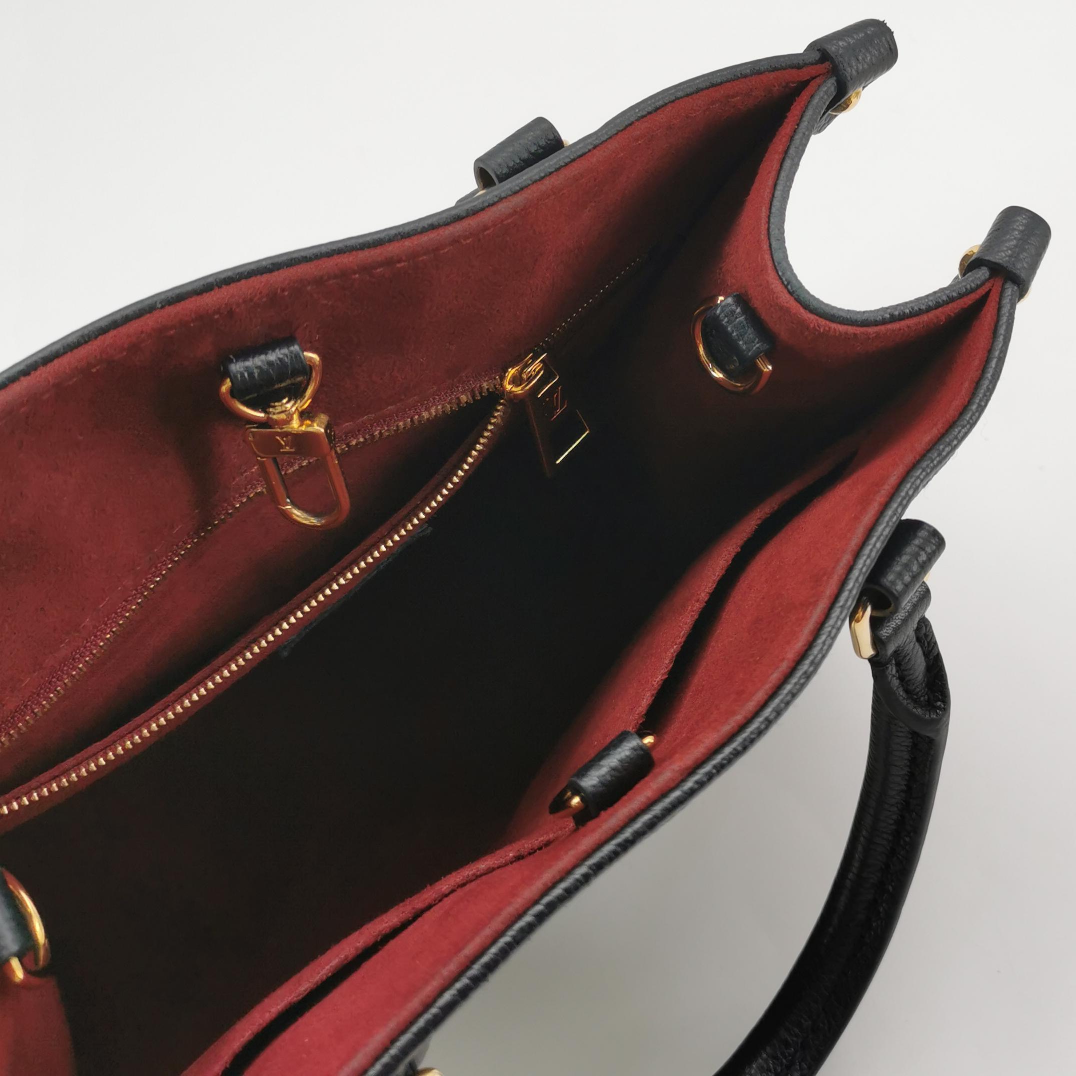 Louis Vuitton(LV) OnTheGo Tote Bicolor Monogram Empreinte Giant PM — photo 7 of 14