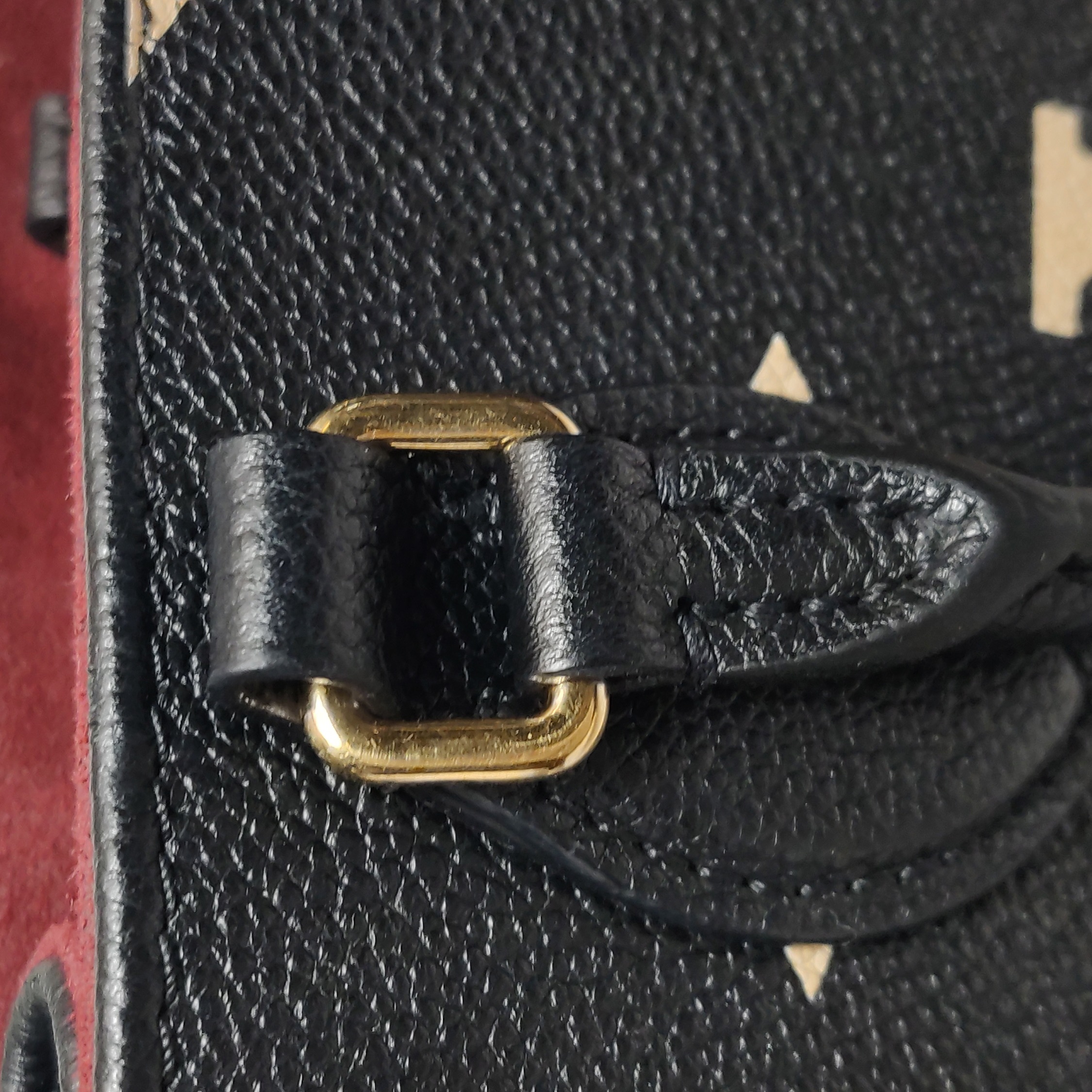 Louis Vuitton(LV) OnTheGo Tote Bicolor Monogram Empreinte Giant PM — photo 10 of 14