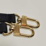 Louis Vuitton(LV) OnTheGo Tote Bicolor Monogram Empreinte Giant PM — thumbnail 11
