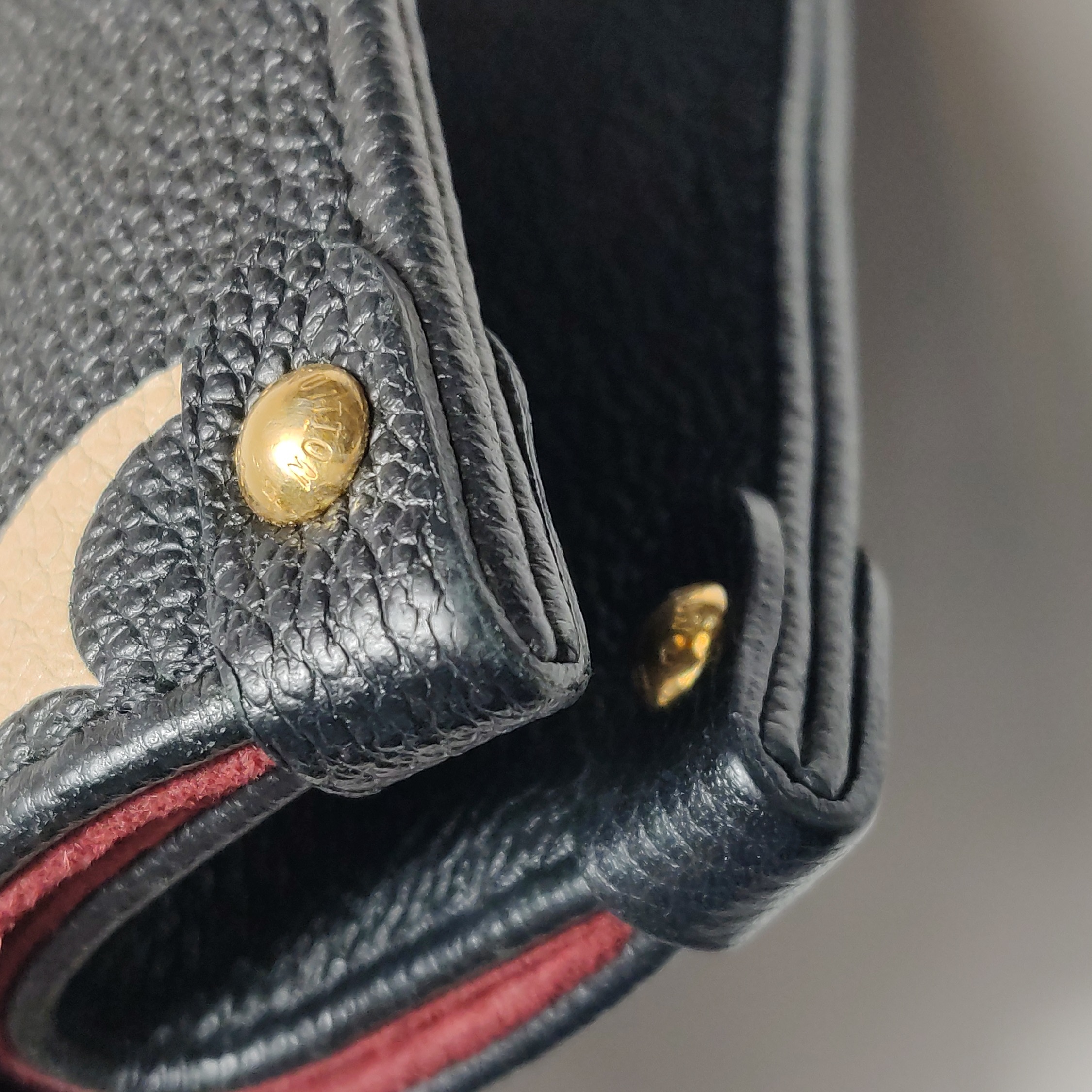 Louis Vuitton(LV) OnTheGo Tote Bicolor Monogram Empreinte Giant PM — photo 12 of 14