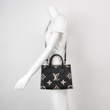 Louis Vuitton(LV) OnTheGo Tote Bicolor Monogram Empreinte Giant PM — thumbnail 2