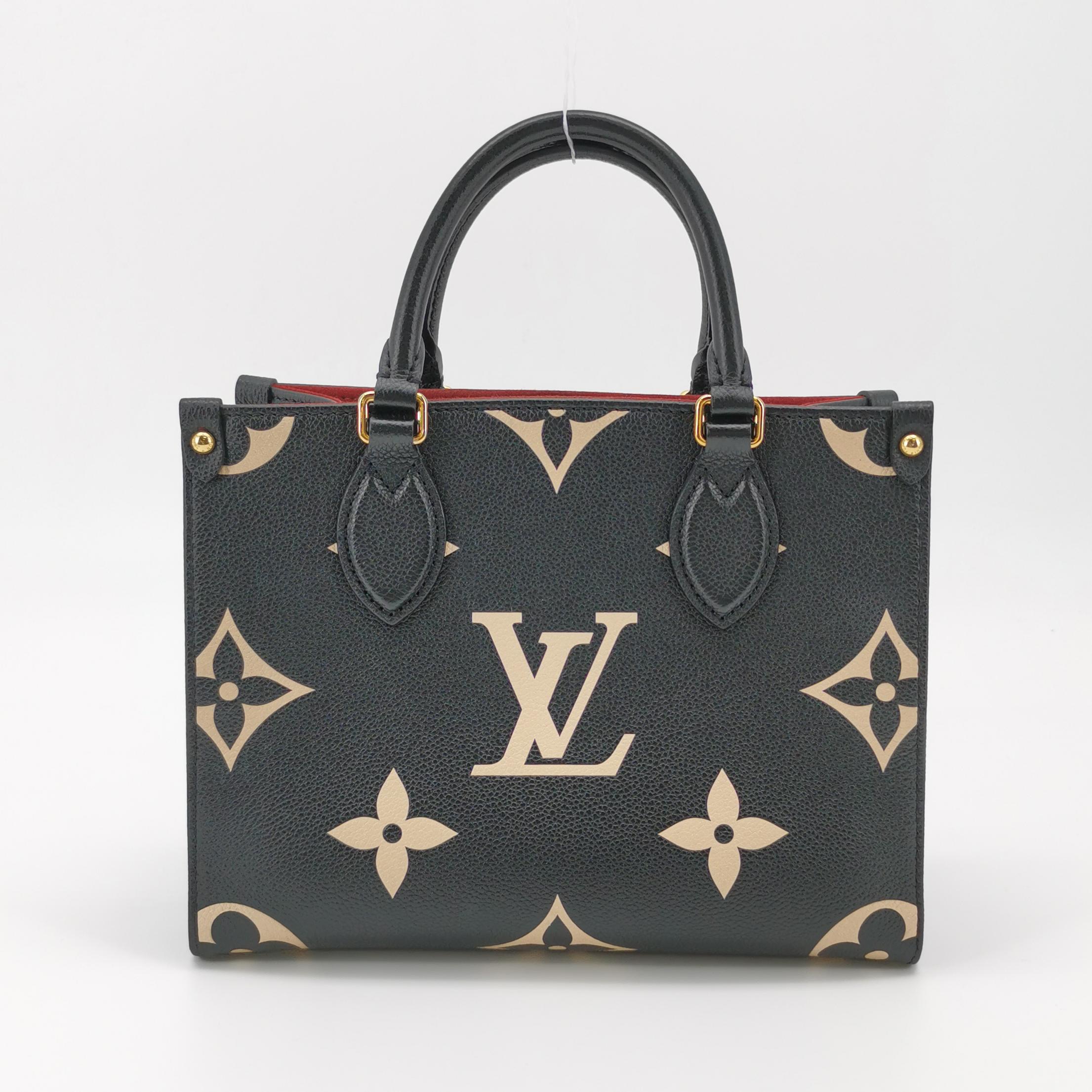 Louis Vuitton(LV) OnTheGo Tote Bicolor Monogram Empreinte Giant PM — photo 5 of 14