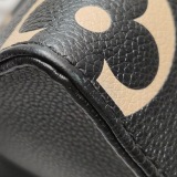 Louis Vuitton(LV) OnTheGo Tote Bicolor Monogram Empreinte Giant PM — thumbnail 11
