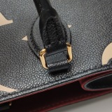 Louis Vuitton(LV) OnTheGo Tote Bicolor Monogram Empreinte Giant PM — thumbnail 10