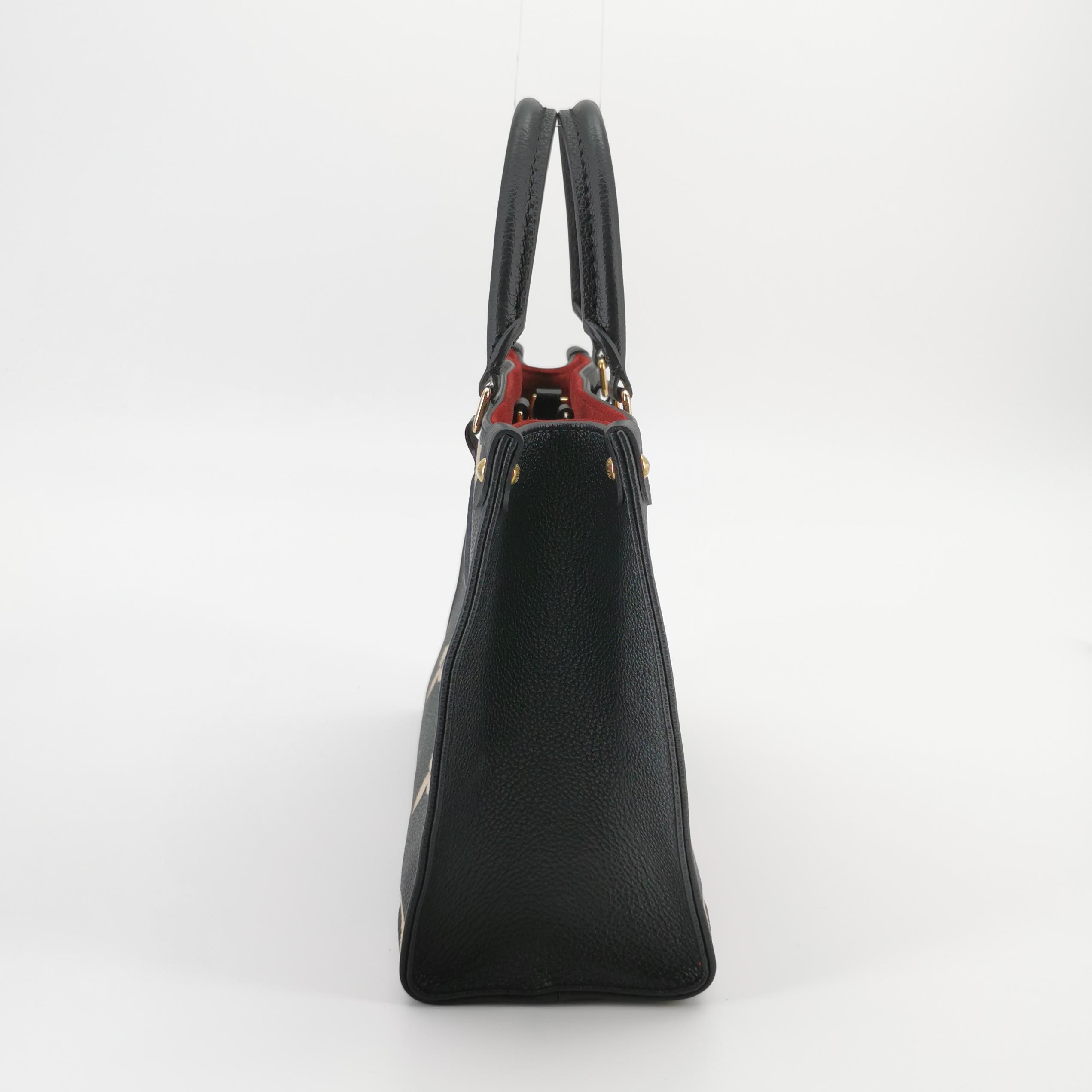 Louis Vuitton(LV) OnTheGo Tote Bicolor Monogram Empreinte Giant PM — photo 5 of 16
