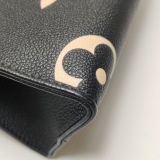 Louis Vuitton(LV) OnTheGo Tote Bicolor Monogram Empreinte Giant PM — thumbnail 13