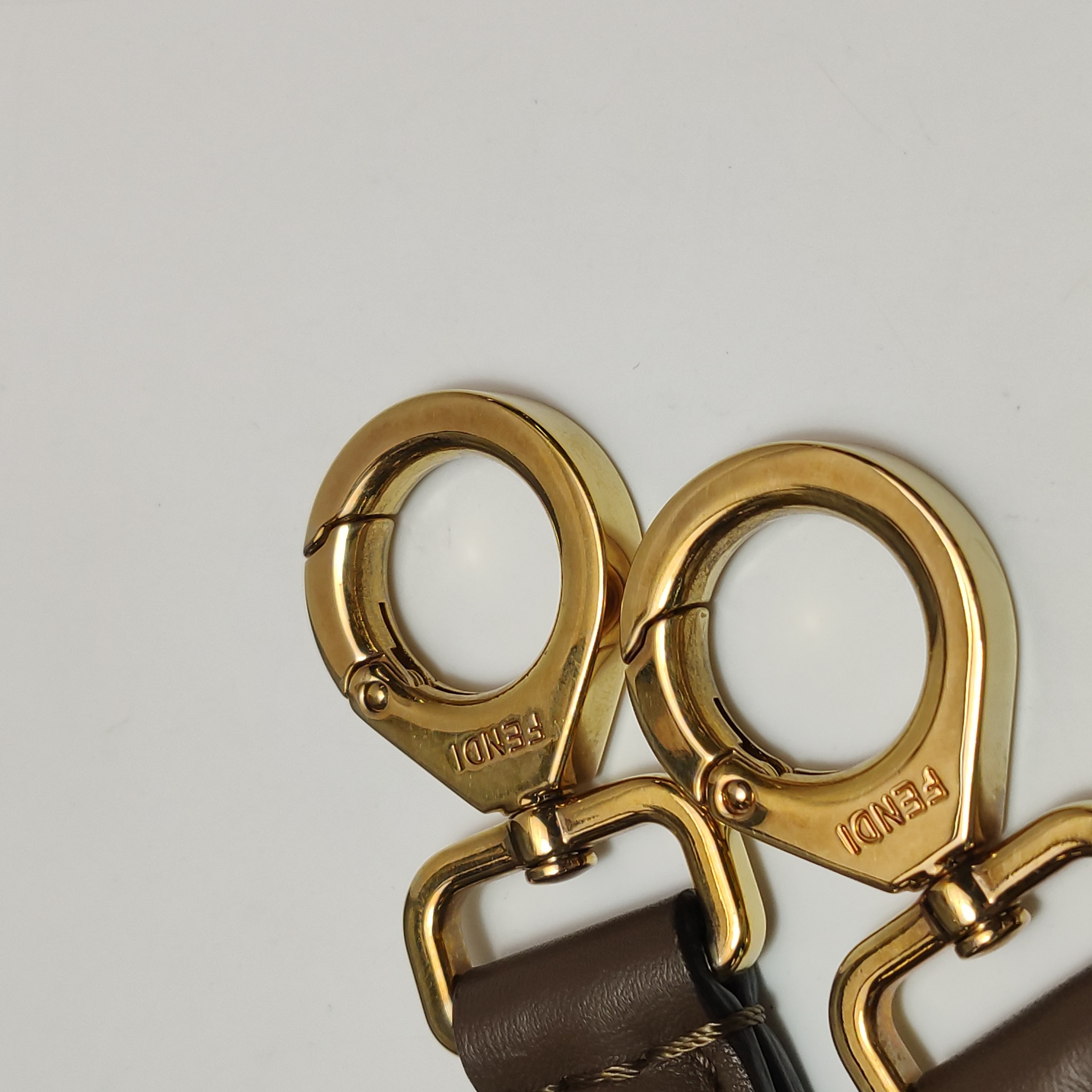 Fendi Peekaboo Essentially Bag Leather — photo 12 of 21