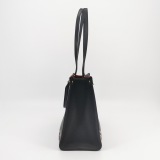 Louis Vuitton(LV) OnTheGo Tote Bicolor Monogram Empreinte Giant MM — thumbnail 4