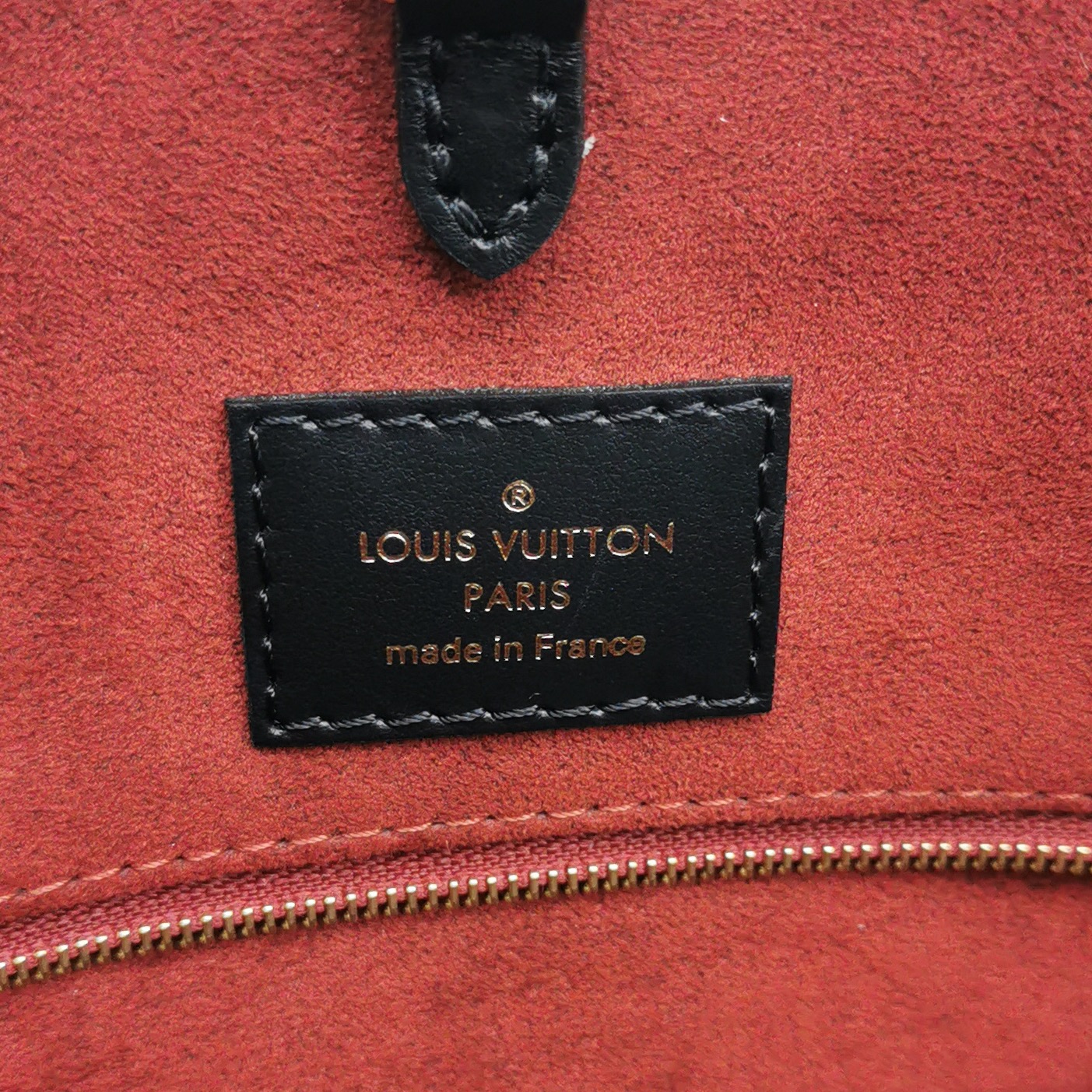Louis Vuitton(LV) OnTheGo Tote Bicolor Monogram Empreinte Giant MM — photo 8 of 12