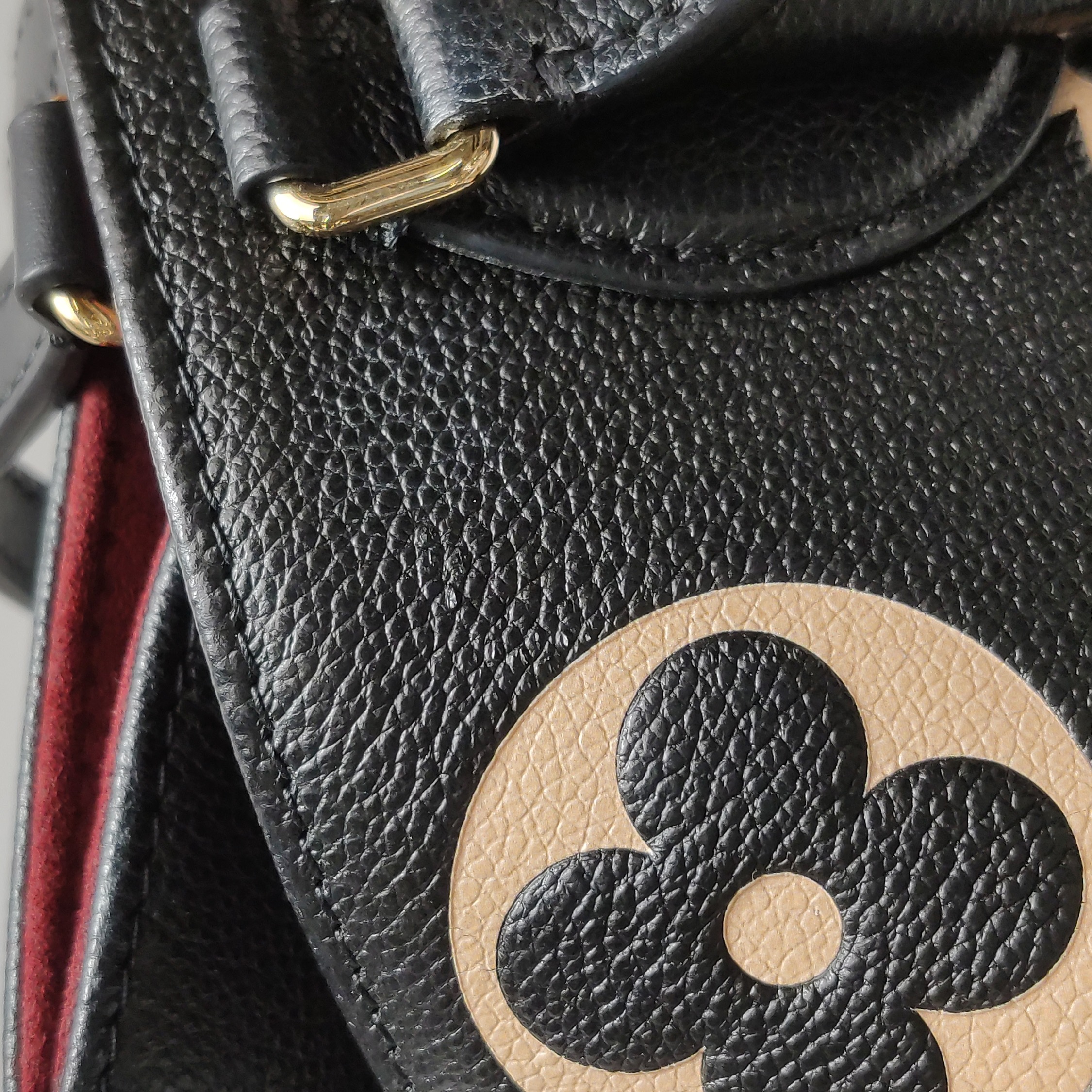 Louis Vuitton(LV) OnTheGo Tote Bicolor Monogram Empreinte Giant MM — photo 9 of 12
