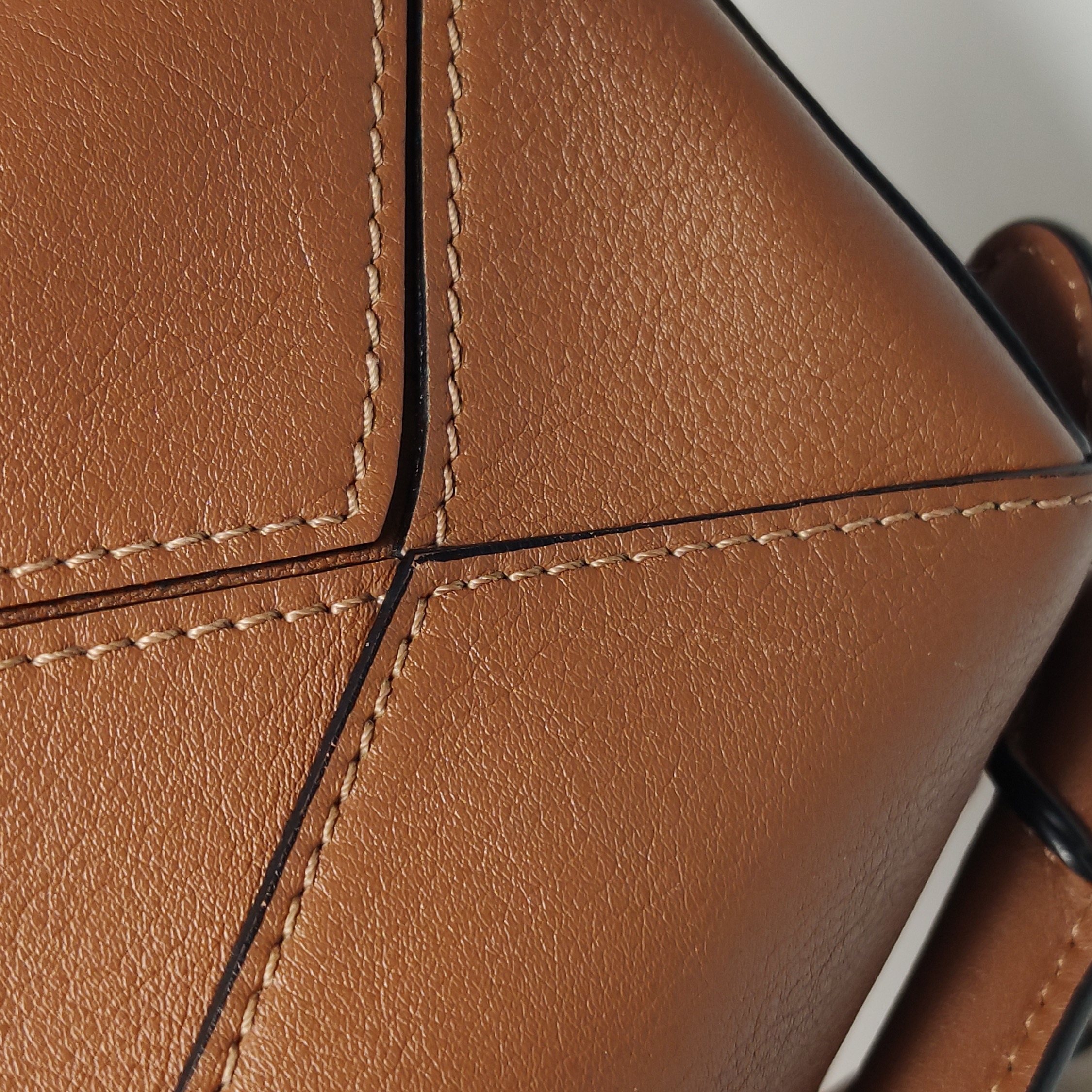 Loewe Puzzle Bag Leather Nano