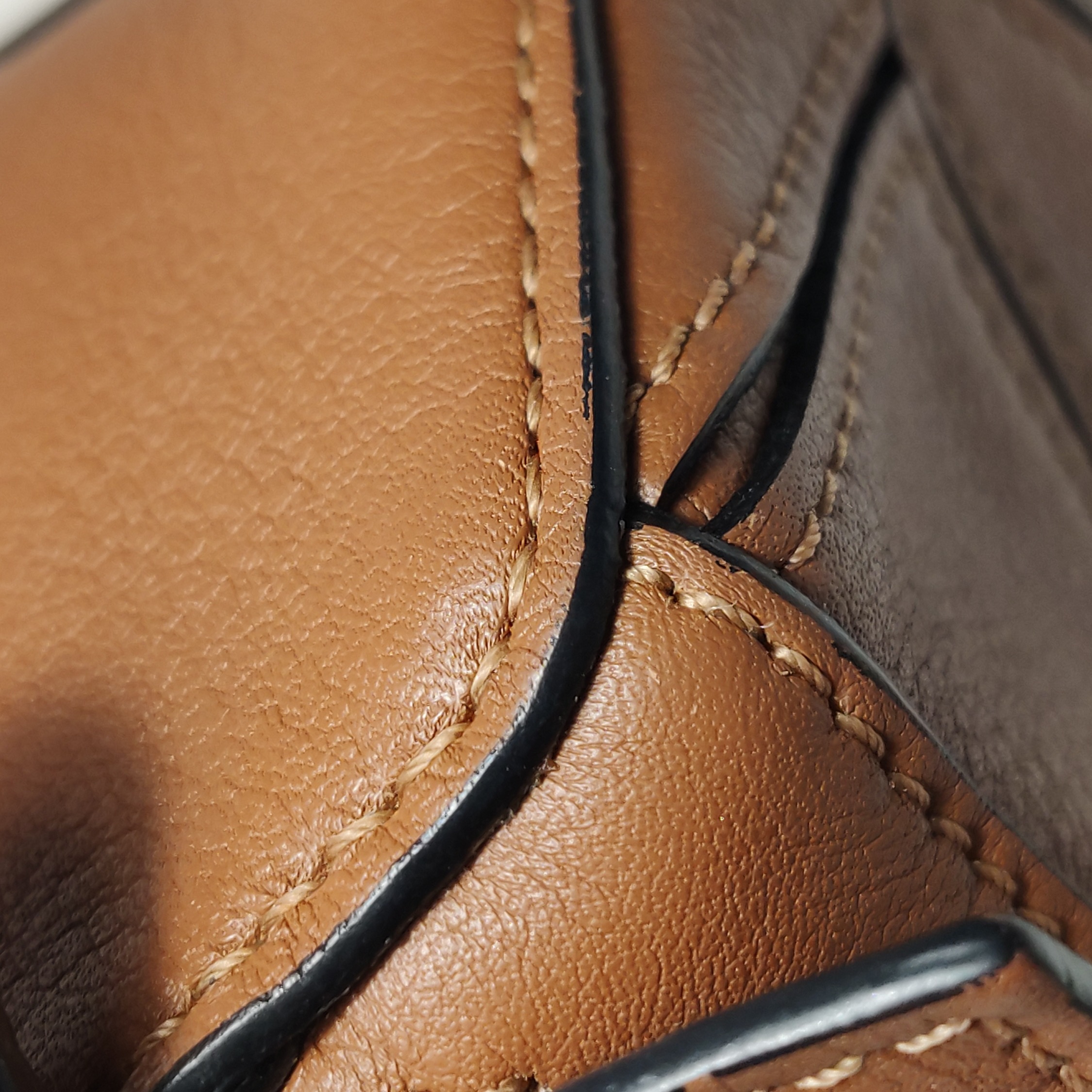 Loewe Puzzle Bag Leather Nano