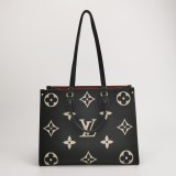 Louis Vuitton(LV) OnTheGo Tote Bicolor Monogram Empreinte Giant MM — thumbnail 3