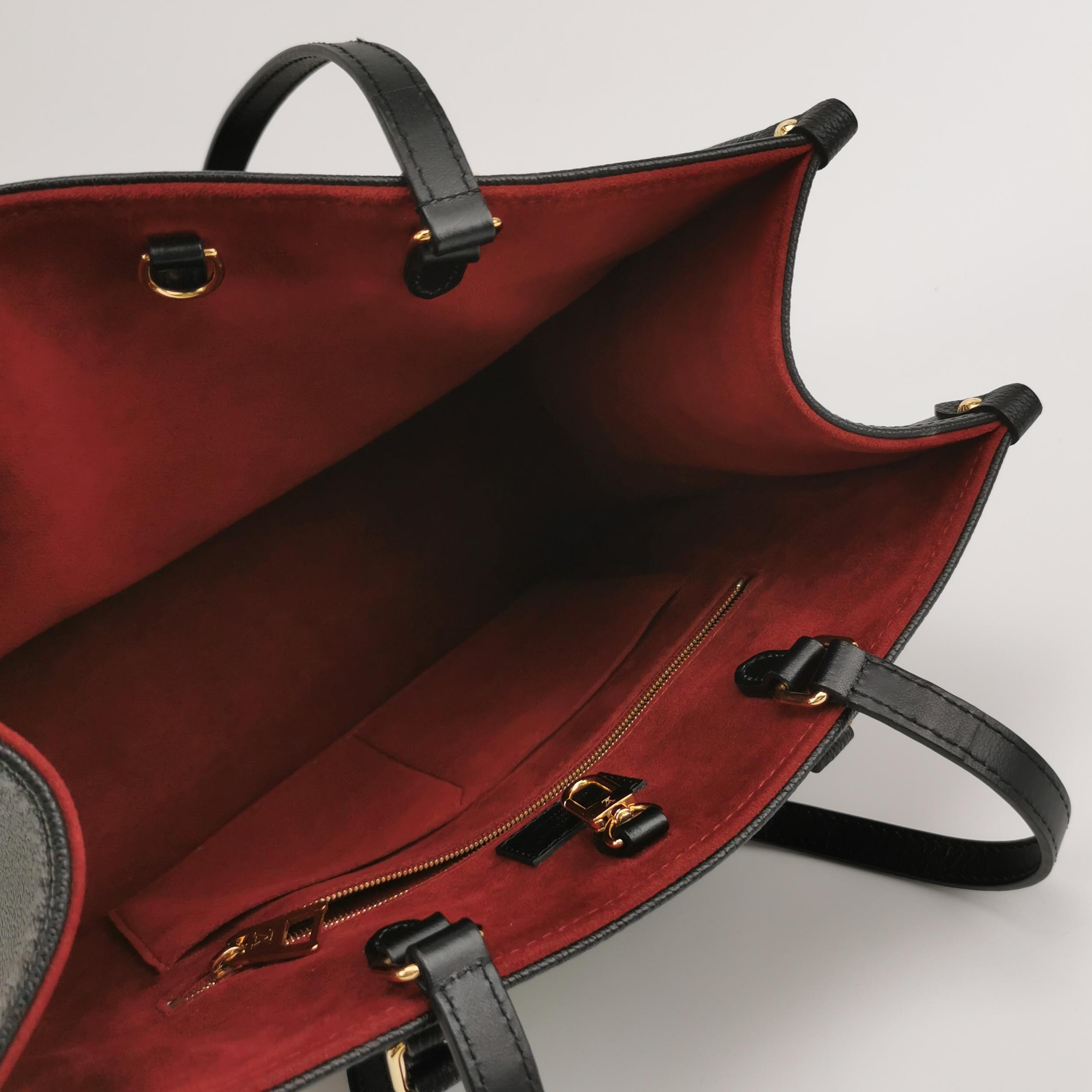 Louis Vuitton(LV) OnTheGo Tote Bicolor Monogram Empreinte Giant MM — photo 7 of 15