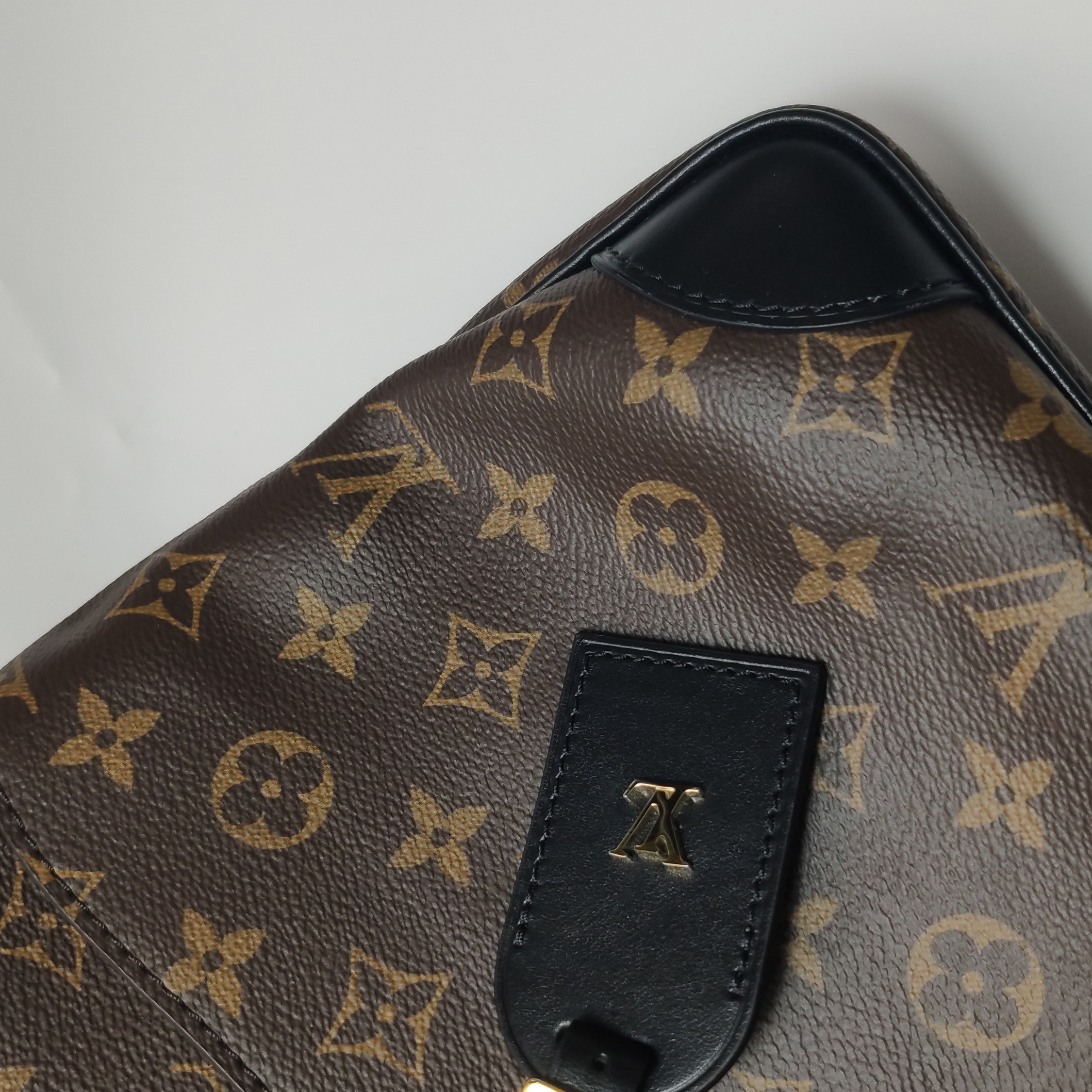 Louis Vuitton(LV) Odeon NM Handbag Monogram Canvas PM — photo 12 of 18