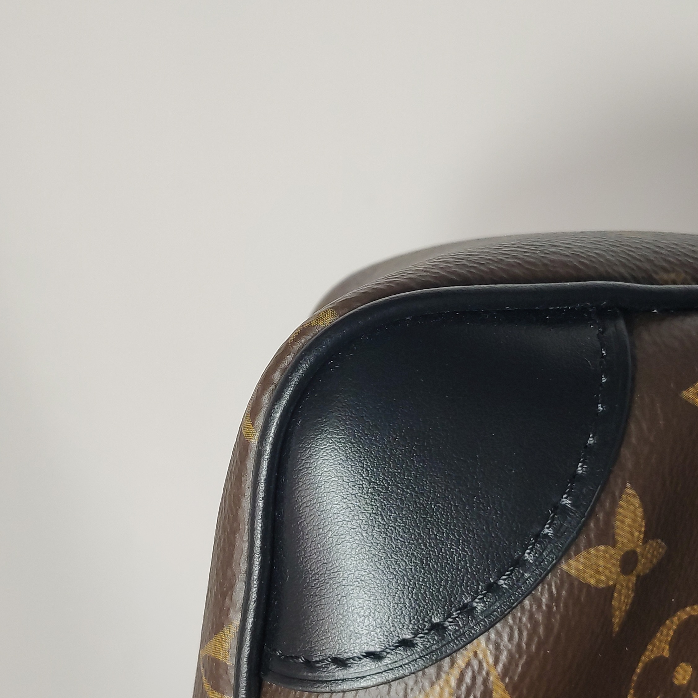 Louis Vuitton(LV) Odeon NM Handbag Monogram Canvas PM — photo 13 of 18
