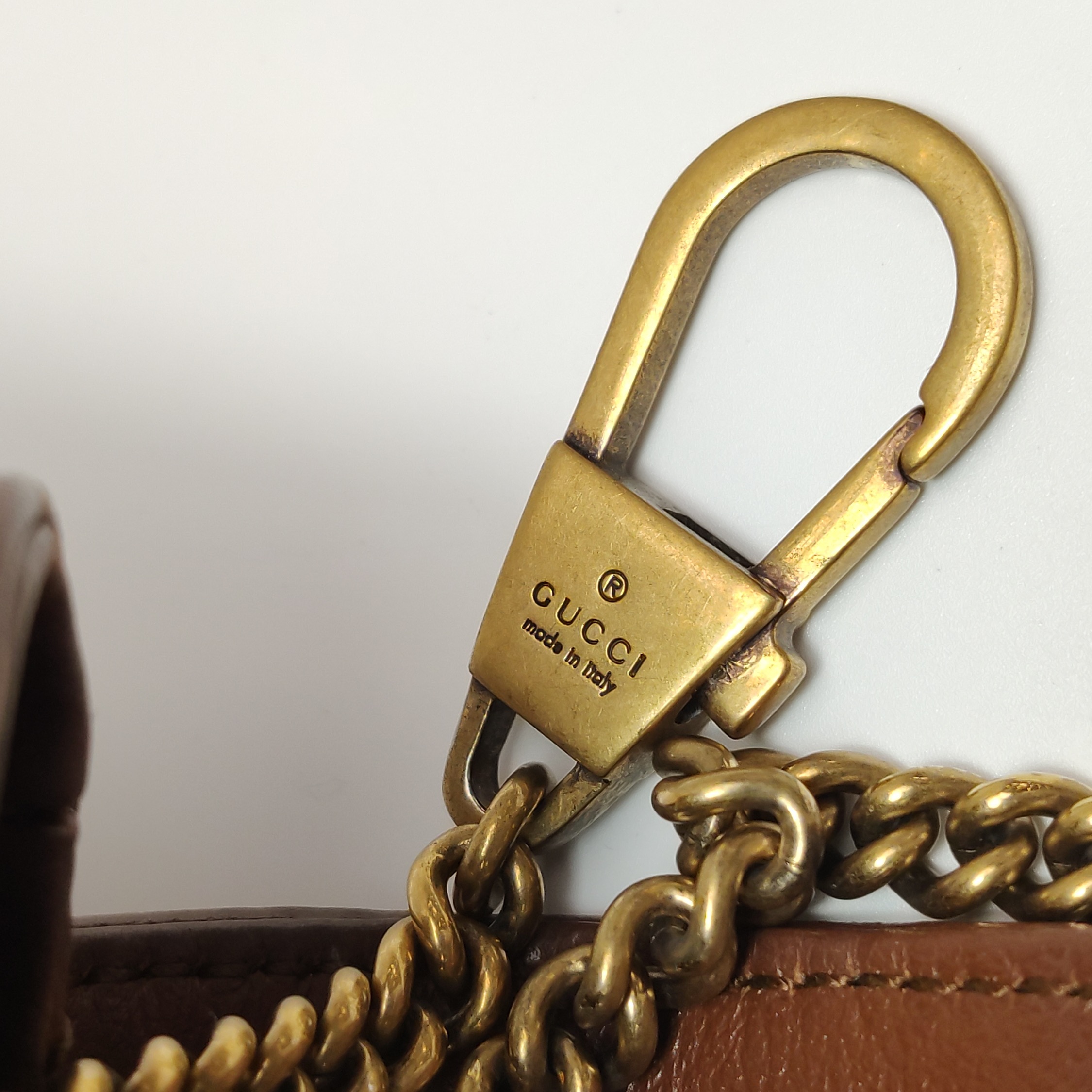 Gucci GG Marmont Flap Bag Diagonal Quilted Leather Super Mini — photo 13 of 13