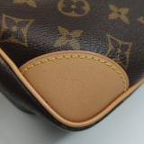 Louis Vuitton(LV) Odeon NM Handbag Monogram Canvas PM — thumbnail 15
