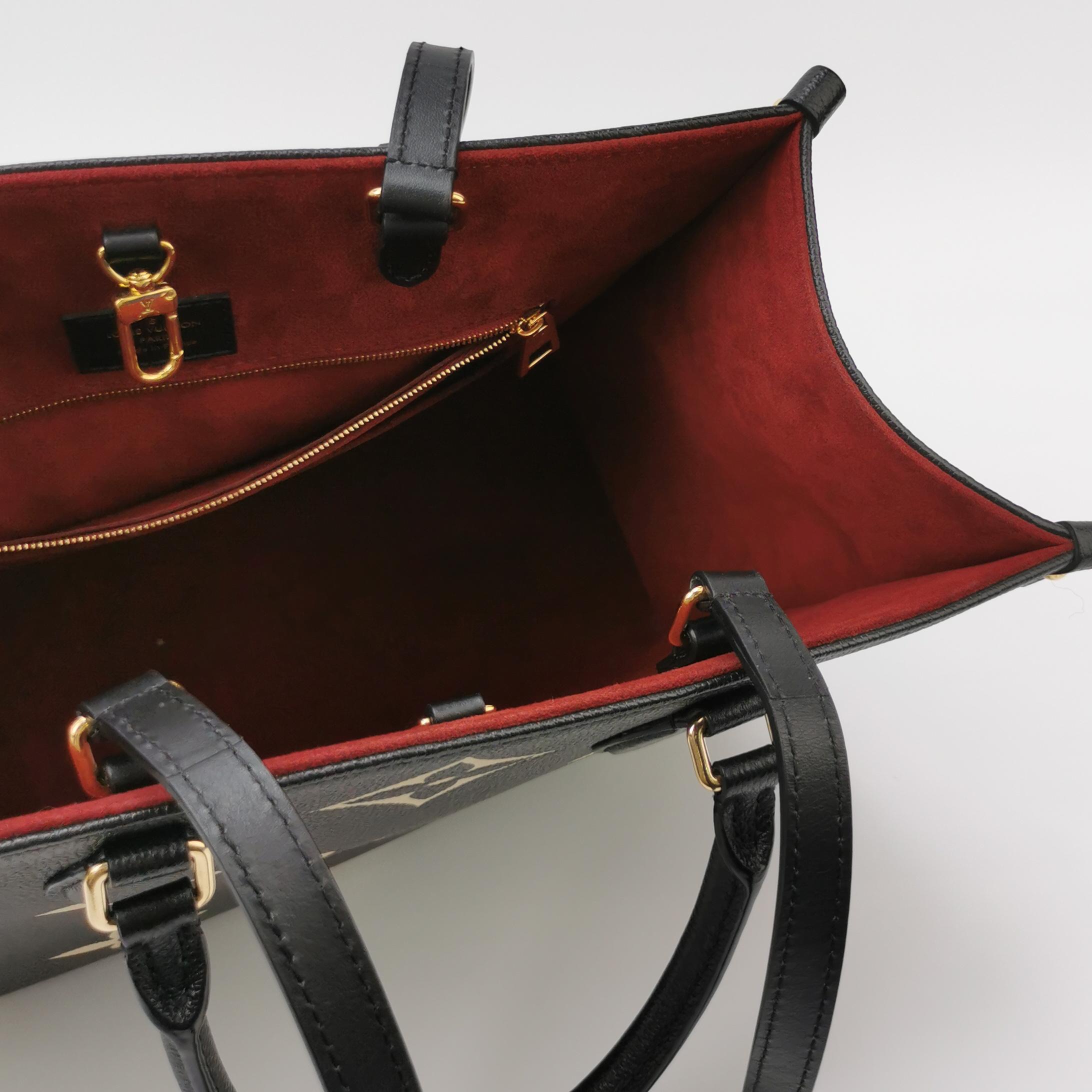 Louis Vuitton(LV) OnTheGo Tote Bicolor Monogram Empreinte Giant MM — photo 7 of 14