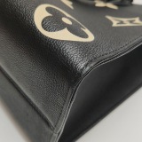 Louis Vuitton(LV) OnTheGo Tote Bicolor Monogram Empreinte Giant MM — thumbnail 13