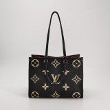Louis Vuitton(LV) OnTheGo Tote Bicolor Monogram Empreinte Giant MM — thumbnail 3