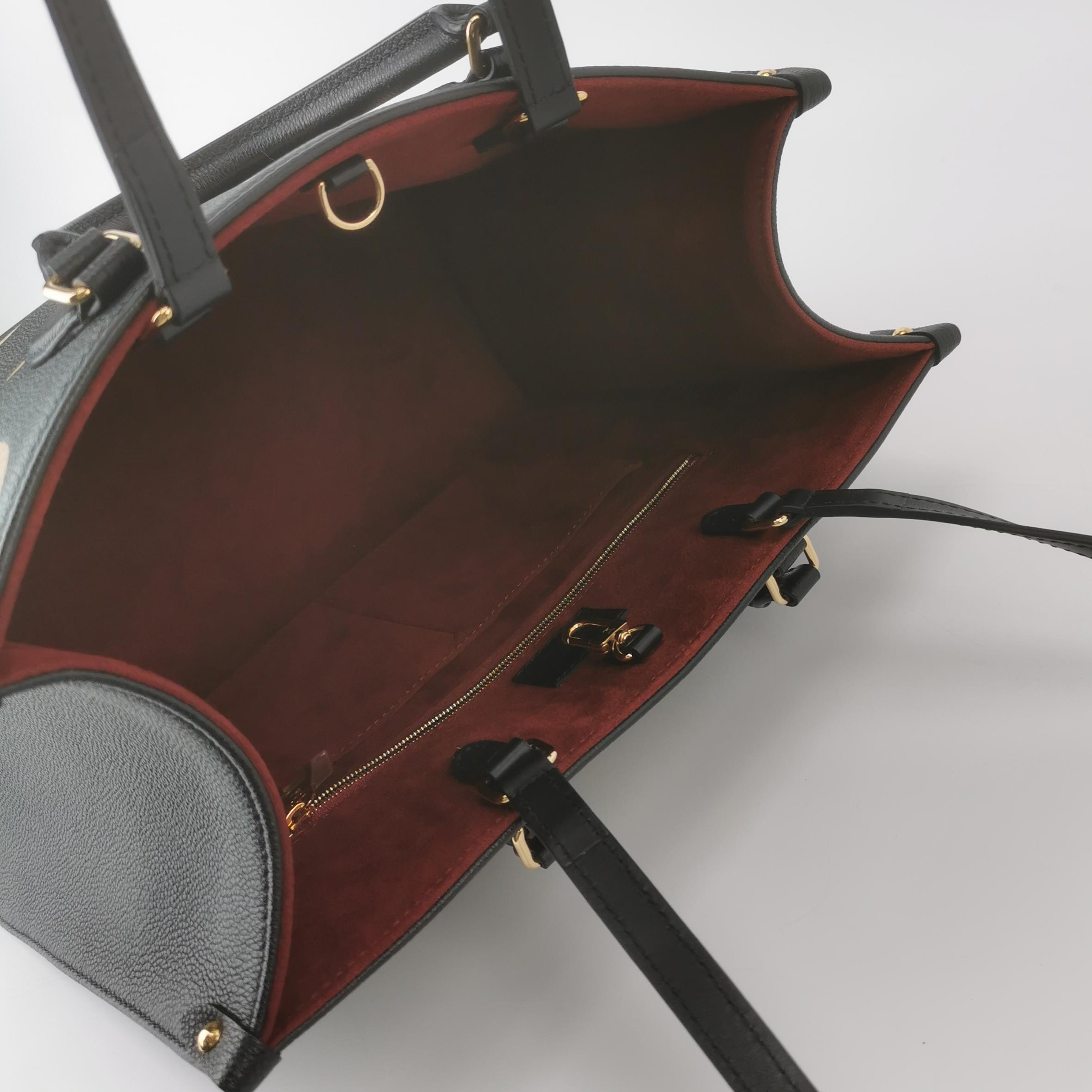 Louis Vuitton(LV) OnTheGo Tote Bicolor Monogram Empreinte Giant MM — photo 7 of 13
