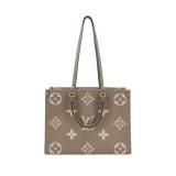 Louis Vuitton(LV) OnTheGo Tote Bicolor Monogram Empreinte Giant MM — thumbnail 1