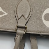 Louis Vuitton(LV) OnTheGo Tote Bicolor Monogram Empreinte Giant MM — thumbnail 12