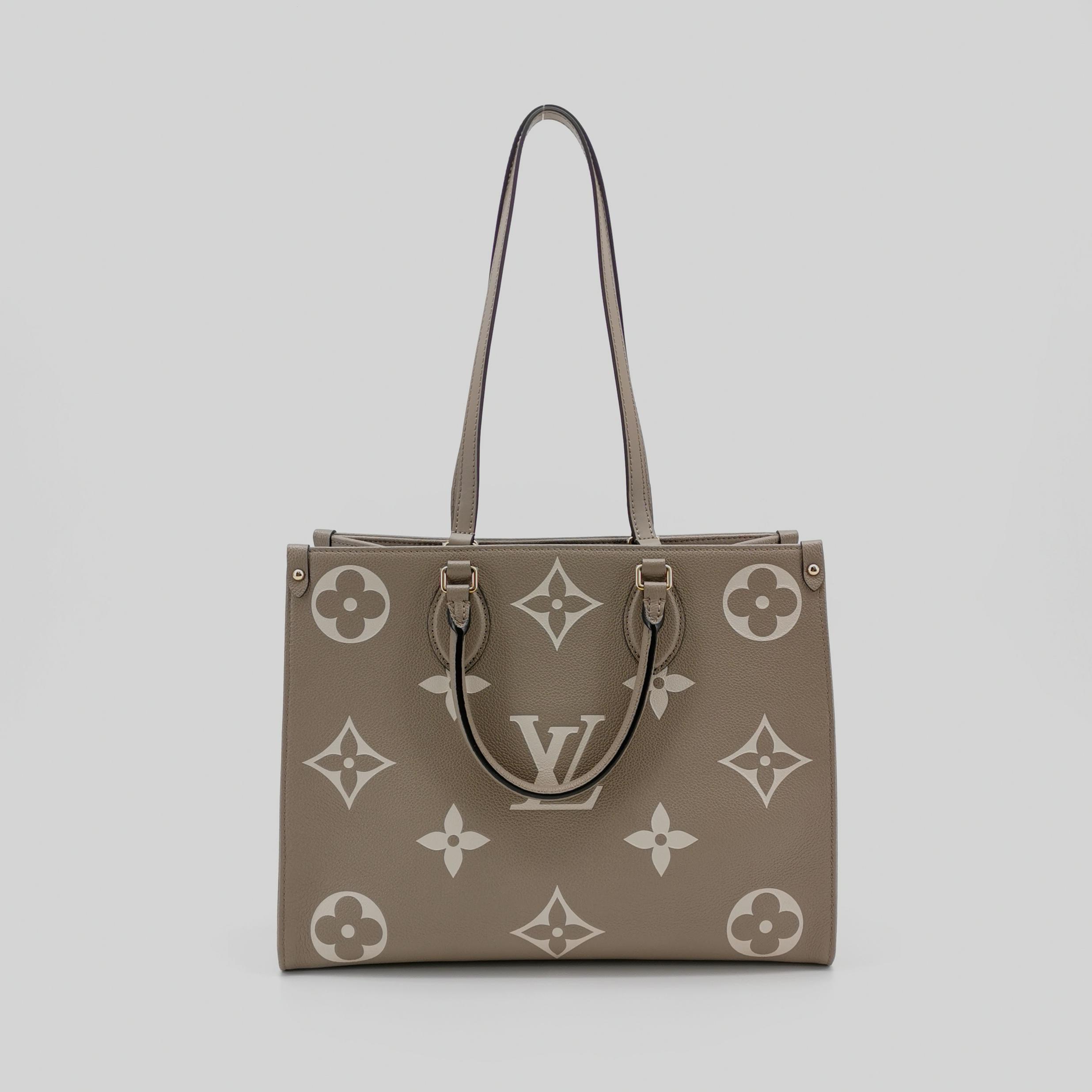 Louis Vuitton(LV) OnTheGo Tote Bicolor Monogram Empreinte Giant MM — photo 3 of 14