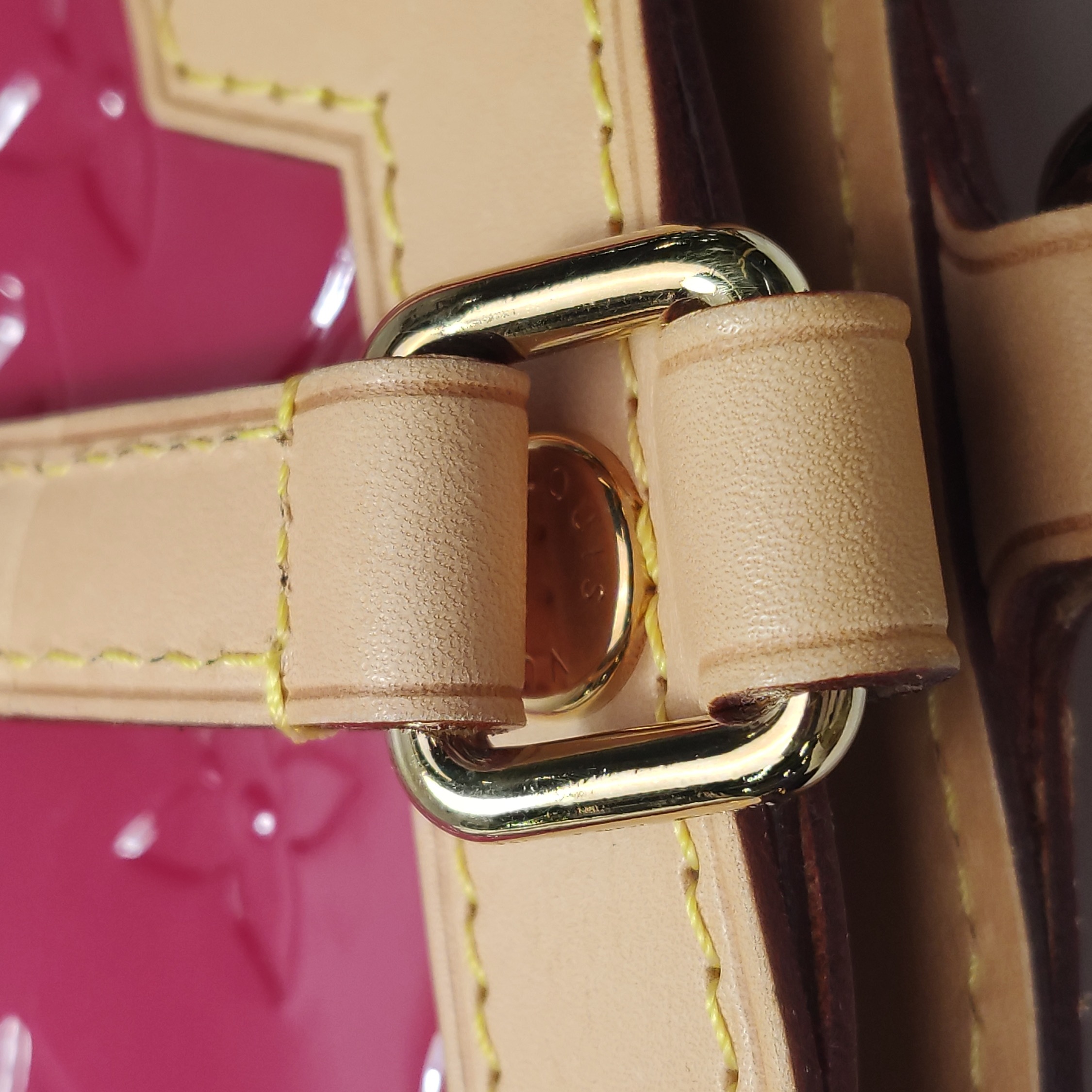 Louis Vuitton(LV) Brea Handbag Monogram Vernis MM — photo 12 of 23