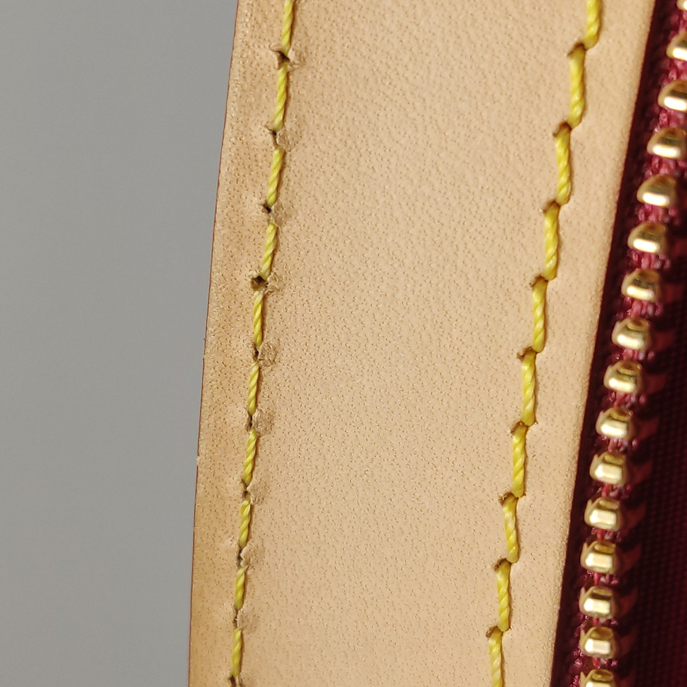 Louis Vuitton(LV) Brea Handbag Monogram Vernis MM — photo 13 of 23